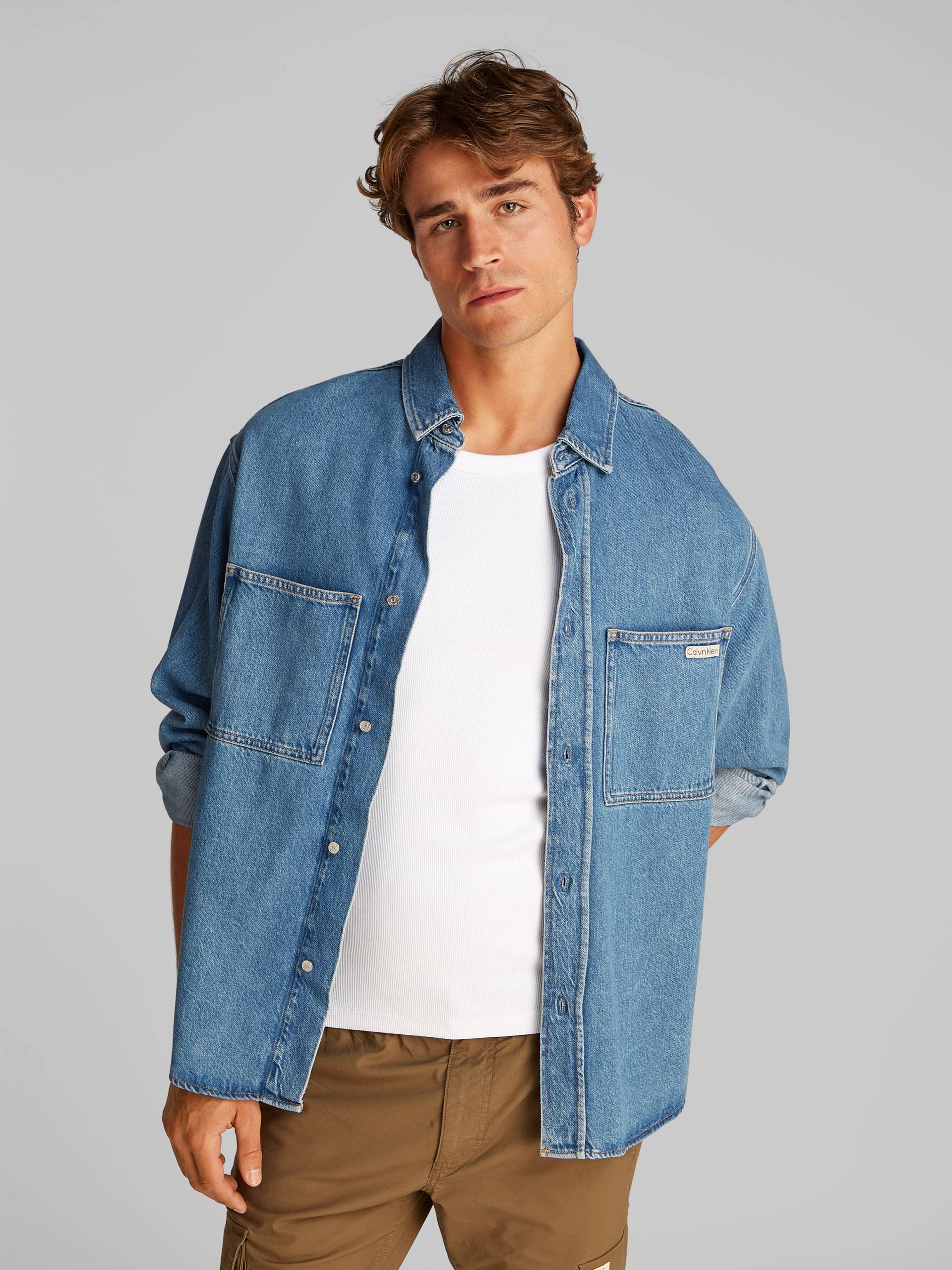 Calvin Klein Jeans Jeanshemd »RELAXED DENIM SHIRT«, in mittelblauer Waschung Calvin Klein Jeans Jeanshemd »RELAXED DENIM SHIRT«, in mittelblauer Waschung von Calvin Klein Jeans