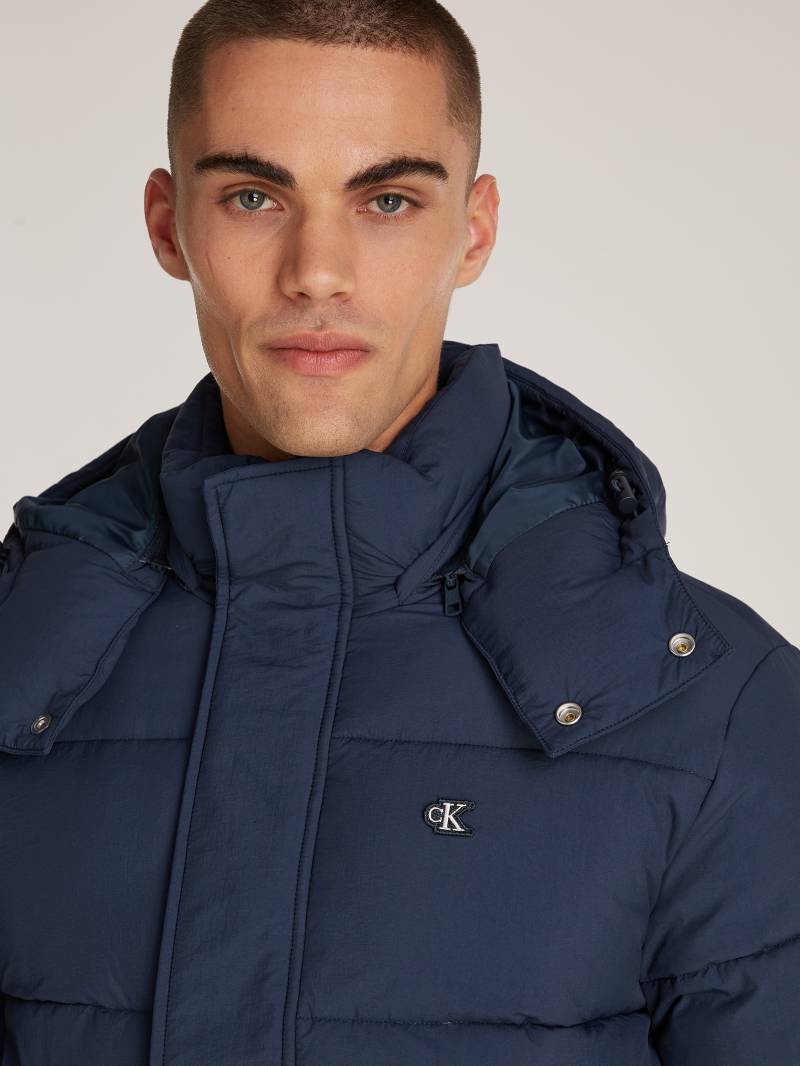 Calvin Klein Jeans Outdoorjacke »ESSENTIALS NON DOWN JACKET«, mit Kapuze, mit Logodruck von Calvin Klein Jeans