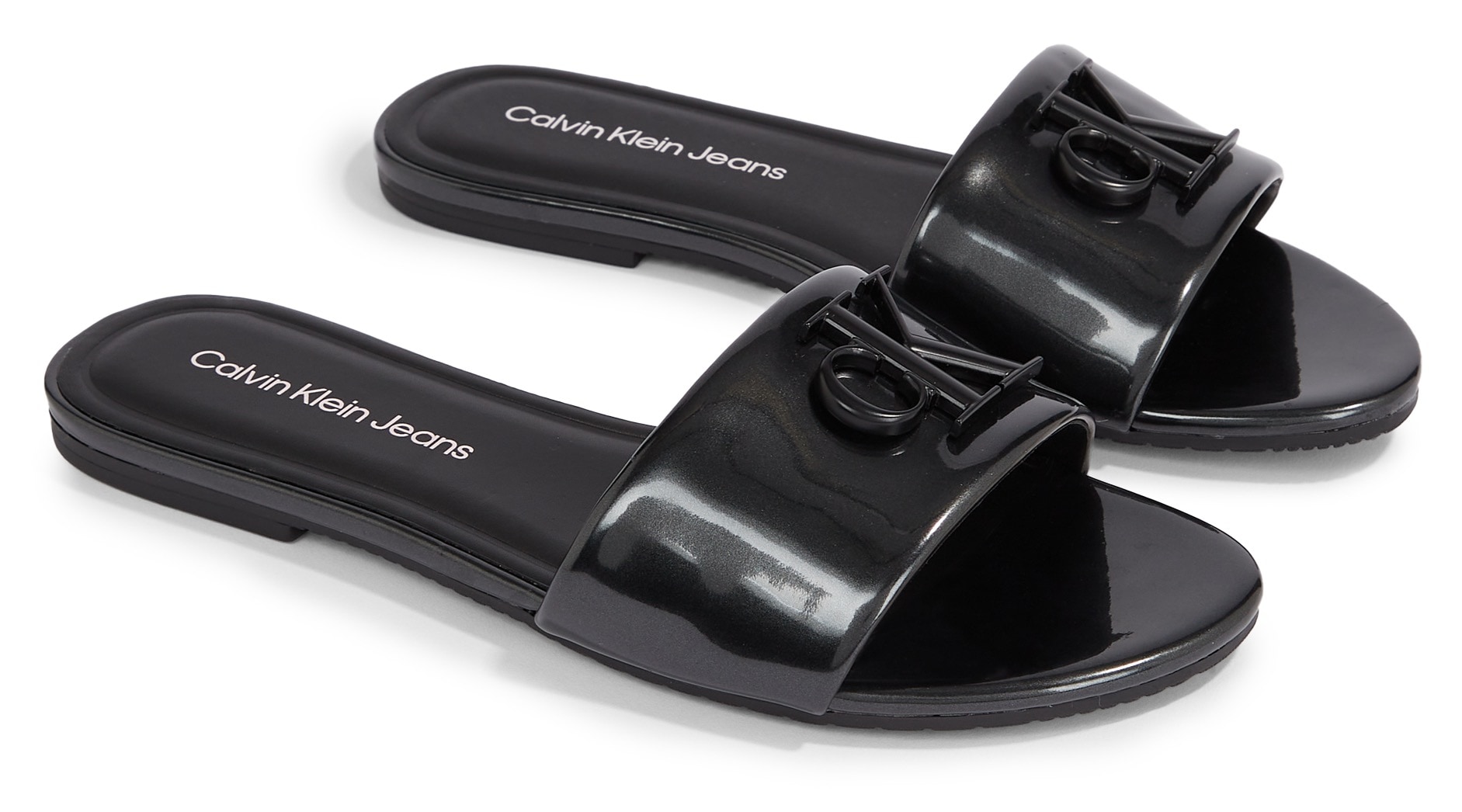 Calvin Klein Jeans Pantolette »FLAT SANDAL SLIDE MG MET«, Blockabsatz, Sommerschuh, Schlappen in glänzender Optik von Calvin Klein Jeans