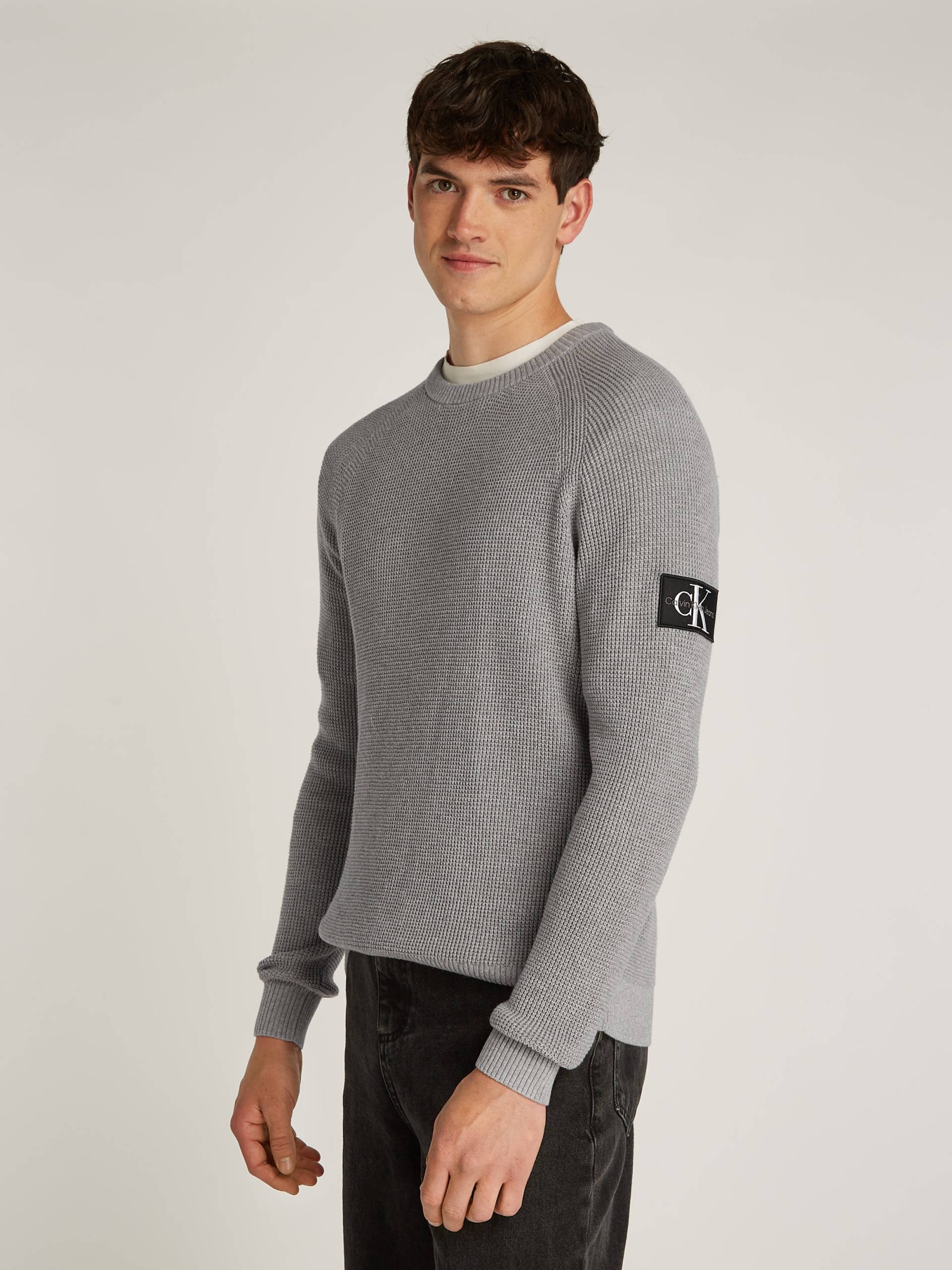 Calvin Klein Jeans Rundhalspullover »BADGE EASY SWEATER«, mit Logopatch von Calvin Klein Jeans