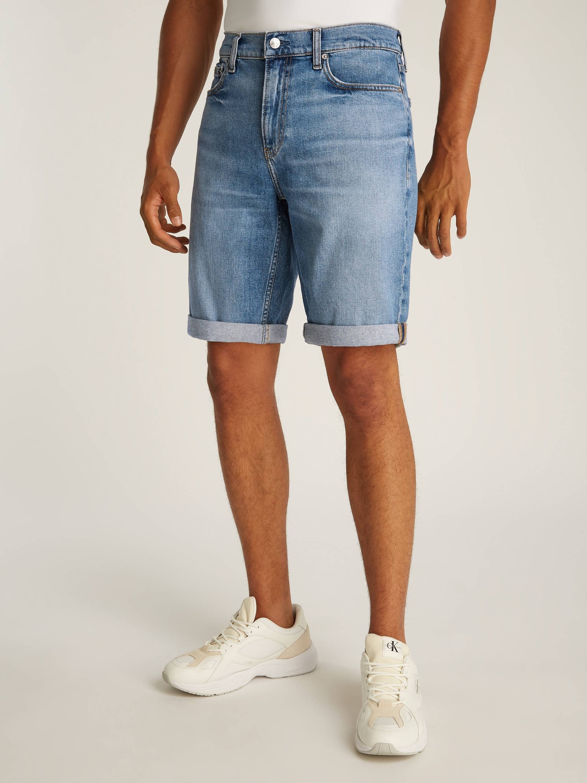 Calvin Klein Jeans Shorts »SLIM SHORT«, mit Umschlagsaum von Calvin Klein Jeans