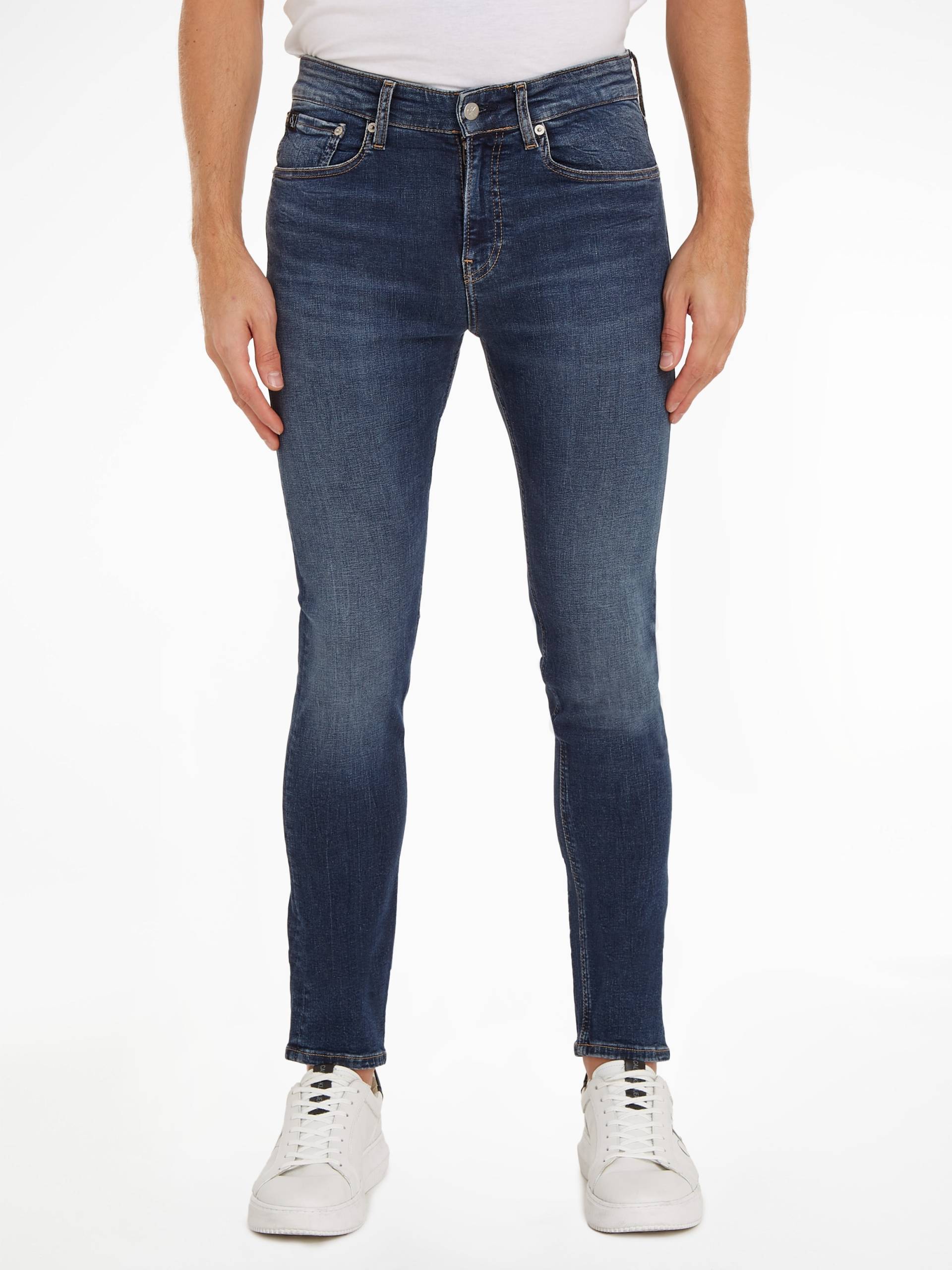 Calvin Klein Jeans Skinny-fit-Jeans »SKINNY«, mit Leder-Badge von Calvin Klein Jeans