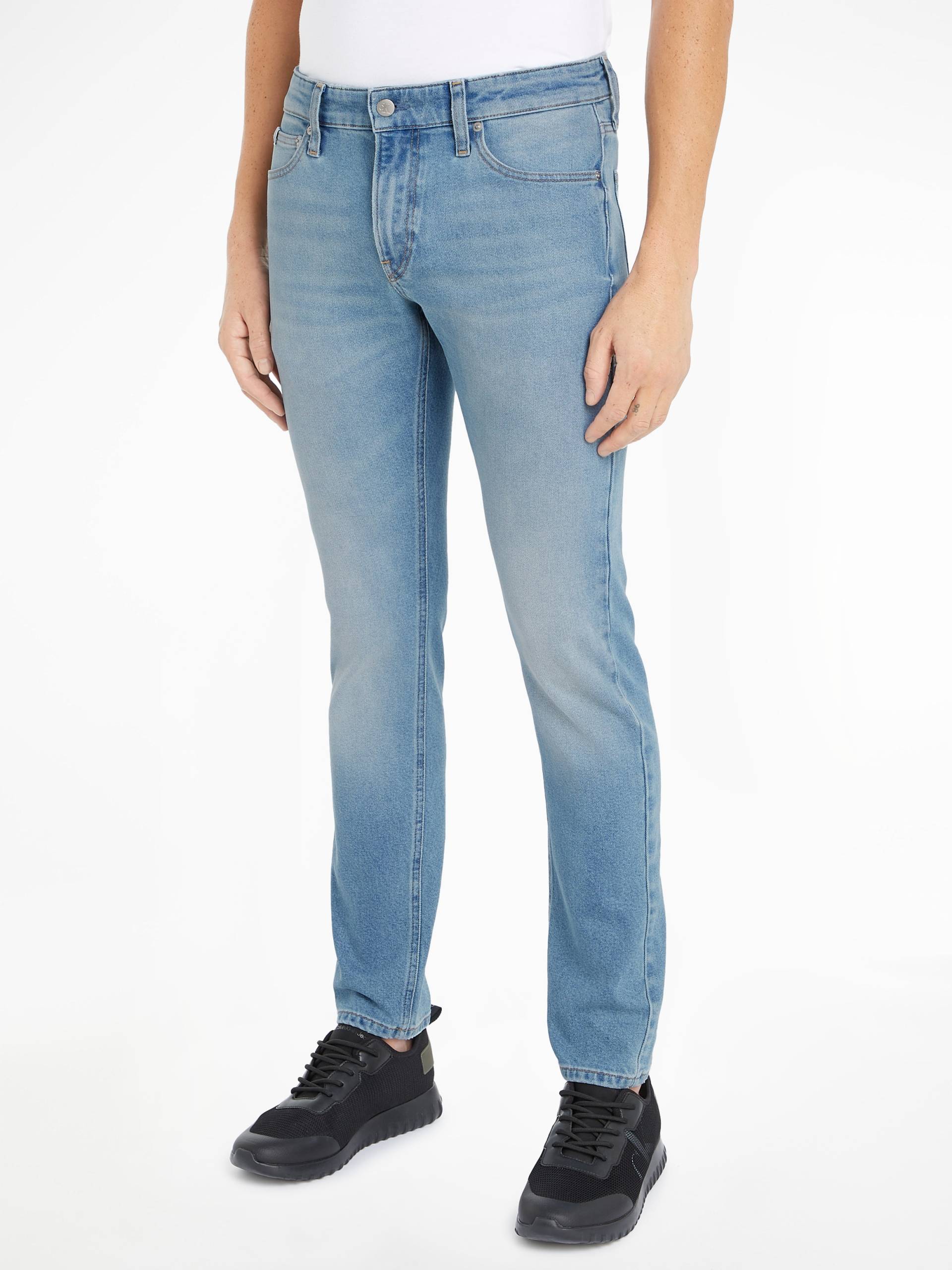 Calvin Klein Jeans Slim-fit-Jeans »SLIM«, mit 5-Pocket-Style Calvin Klein Jeans Slim-fit-Jeans »SLIM«, mit 5-Pocket-Style von Calvin Klein Jeans