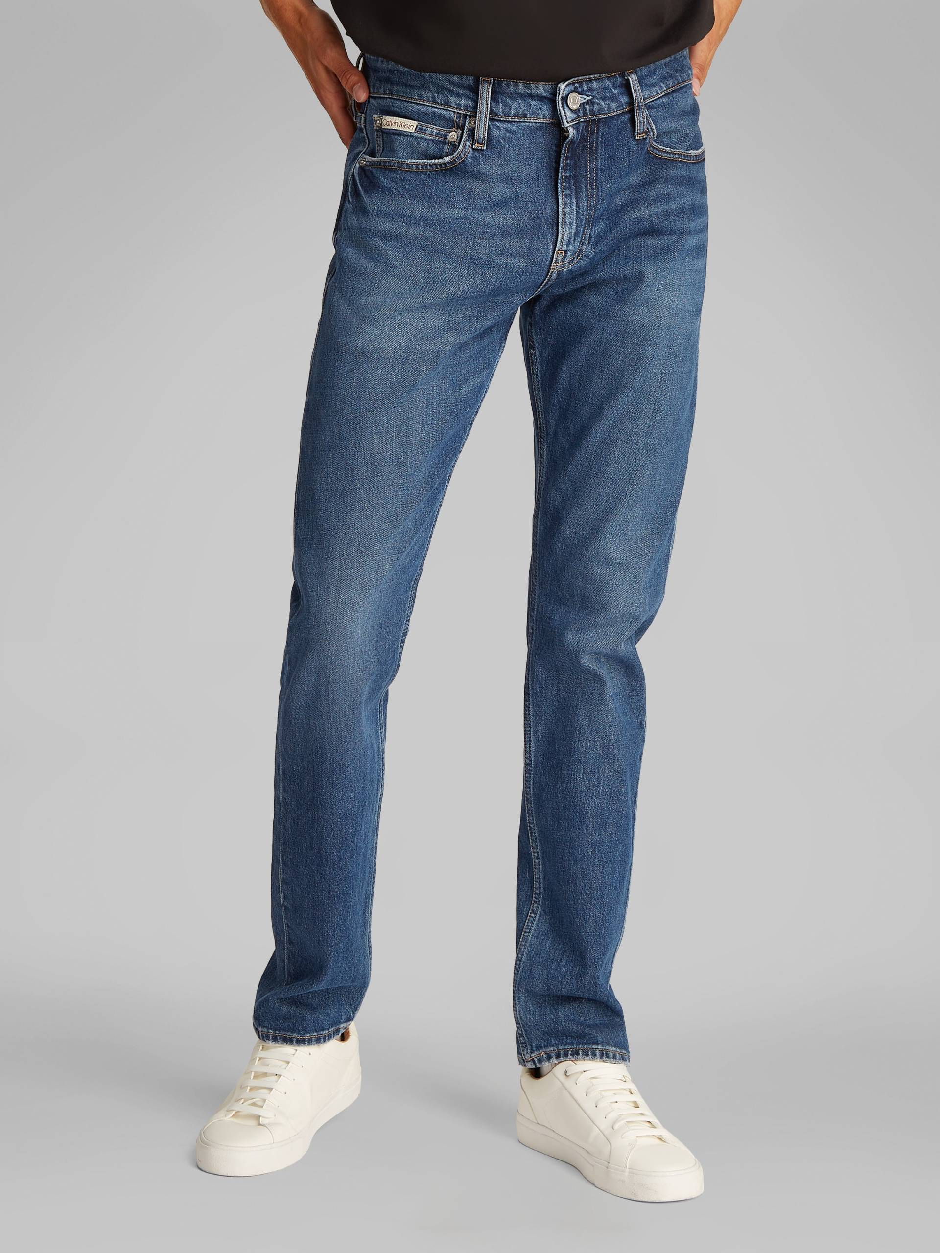 Calvin Klein Jeans Slim-fit-Jeans »SLIM«, mit Waschung Calvin Klein Jeans Slim-fit-Jeans »SLIM«, mit Waschung von Calvin Klein Jeans