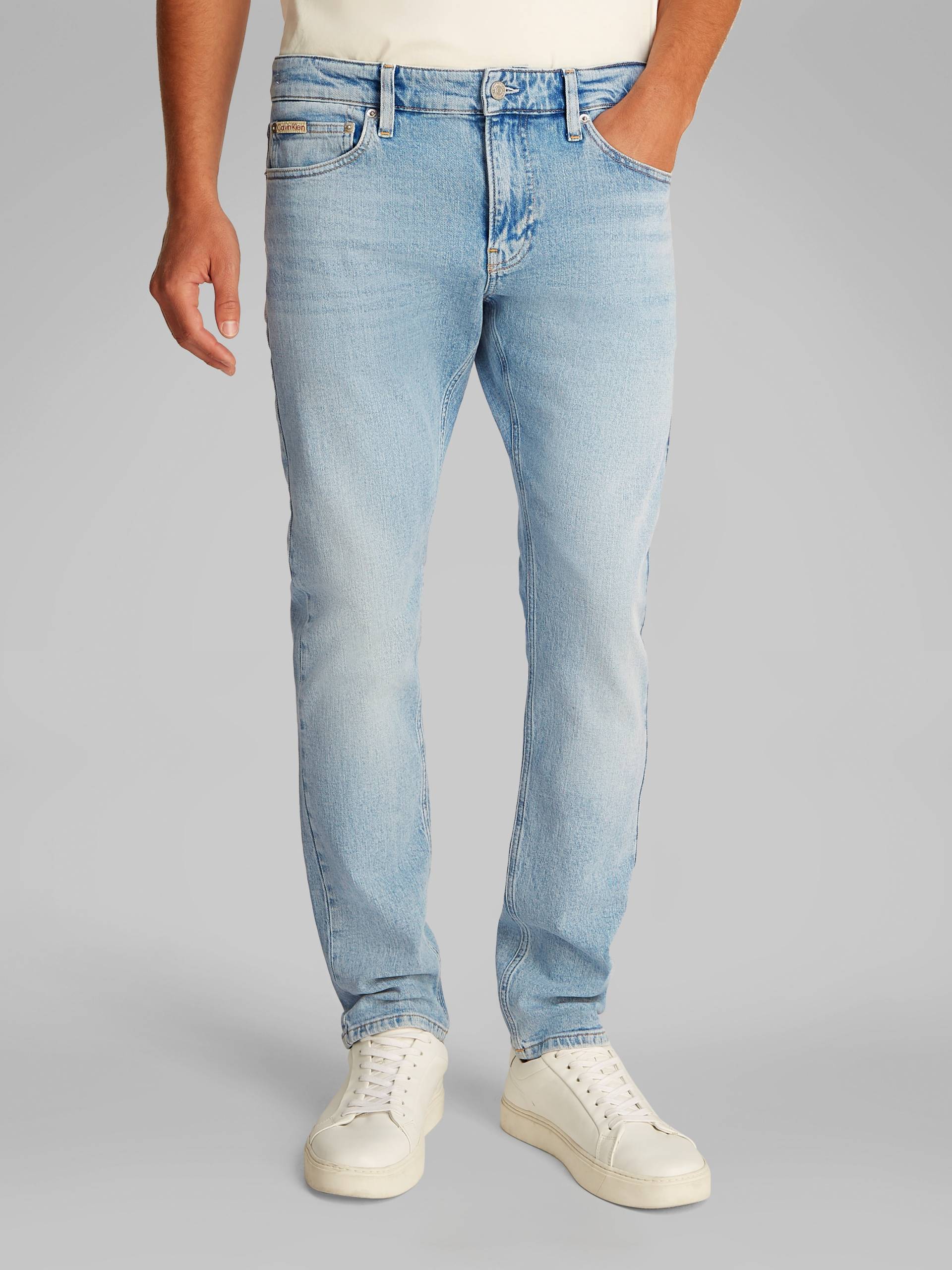 Calvin Klein Jeans Slim-fit-Jeans »SLIM«, mit Waschung Calvin Klein Jeans Slim-fit-Jeans »SLIM«, mit Waschung von Calvin Klein Jeans
