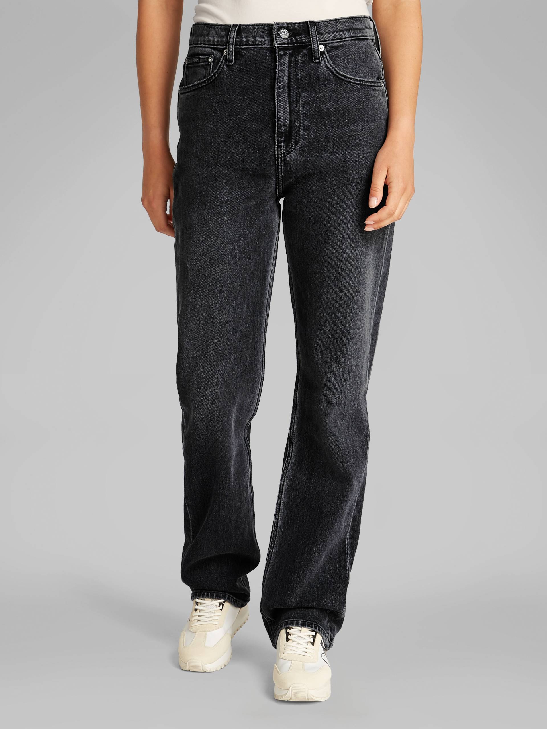 Calvin Klein Jeans Straight-Jeans »HIGH RISE STRAIGHT«, in schwarzer Waschung Calvin Klein Jeans Straight-Jeans »HIGH RISE STRAIGHT«, in schwarzer Waschung von Calvin Klein Jeans