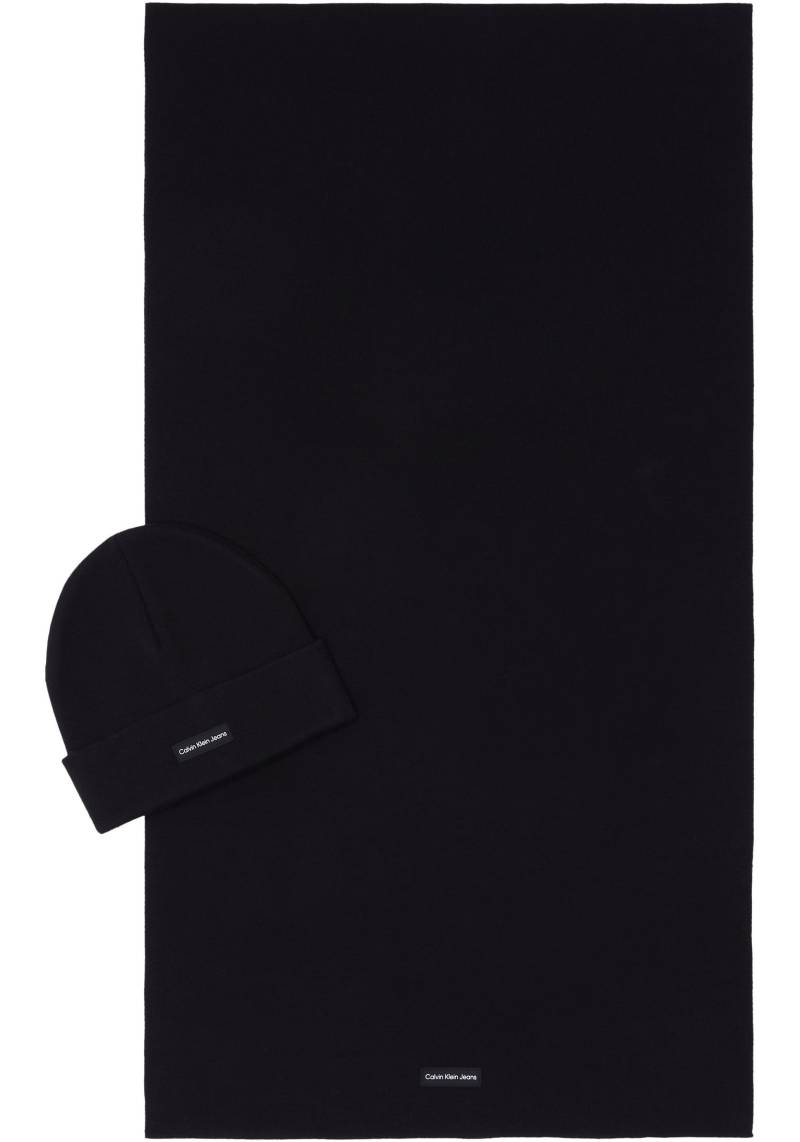 Calvin Klein Jeans Strickmütze »GIFT BEANIE & SCARF INST PATCH«, mit Logopatch von Calvin Klein Jeans