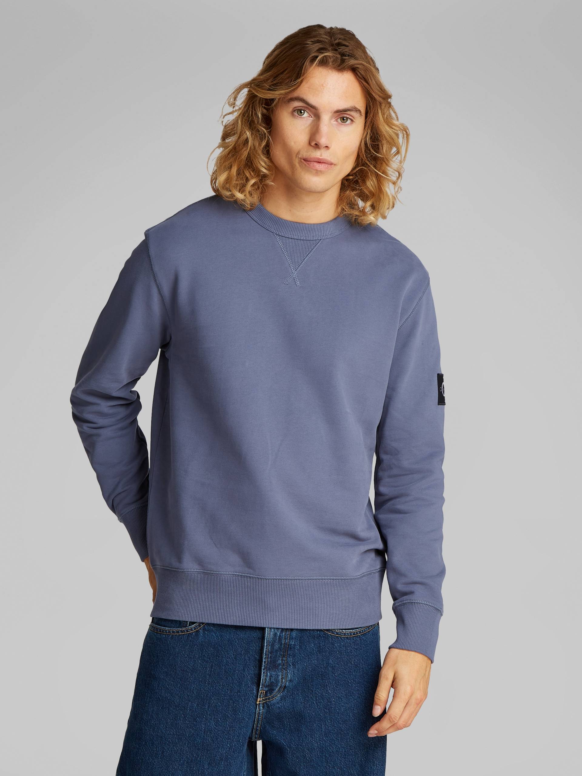 Calvin Klein Jeans Sweatshirt »BADGE CREW NECK«, mit Logopatch Calvin Klein Jeans Sweatshirt »BADGE CREW NECK«, mit Logopatch von Calvin Klein Jeans