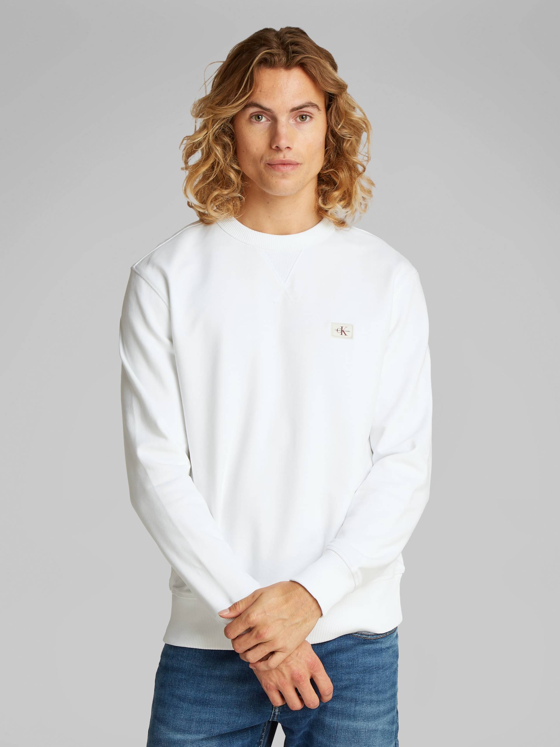 Calvin Klein Jeans Sweatshirt »WOVEN LABEL CREW NECK«, Logostickerei Calvin Klein Jeans Sweatshirt »WOVEN LABEL CREW NECK«, Logostickerei von Calvin Klein Jeans