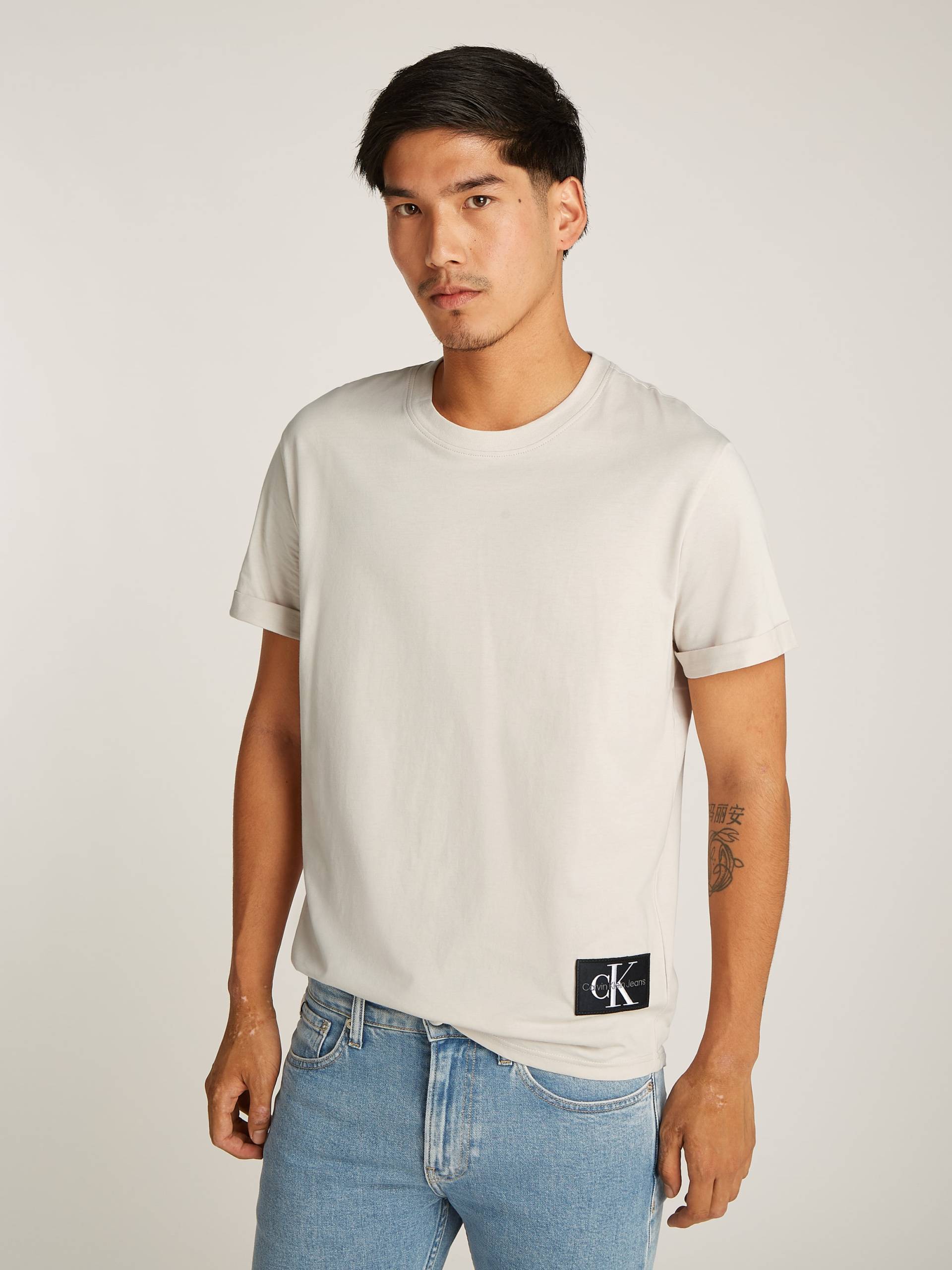 Calvin Klein Jeans T-Shirt »BADGE TURN UP SLEEVE«, mit Logopatch von Calvin Klein Jeans