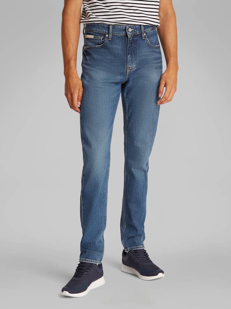 Calvin Klein Jeans Tapered-fit-Jeans »SLIM TAPER«, in mittelblauer Waschung von Calvin Klein Jeans