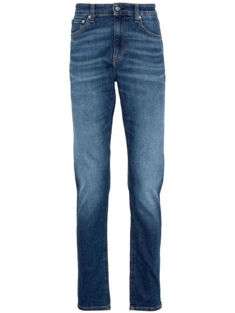 Calvin Klein Jeans slim-tapered jeans - Blue von Calvin Klein Jeans