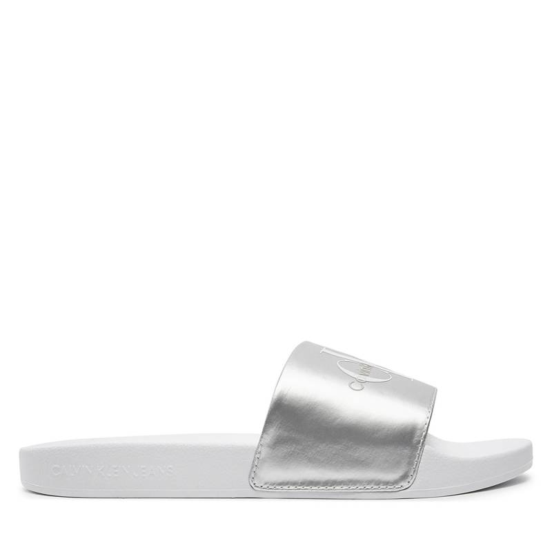 Pantoletten Calvin Klein Jeans Slide Ny Pearl YW0YW01243 Silberfarben von Calvin Klein Jeans