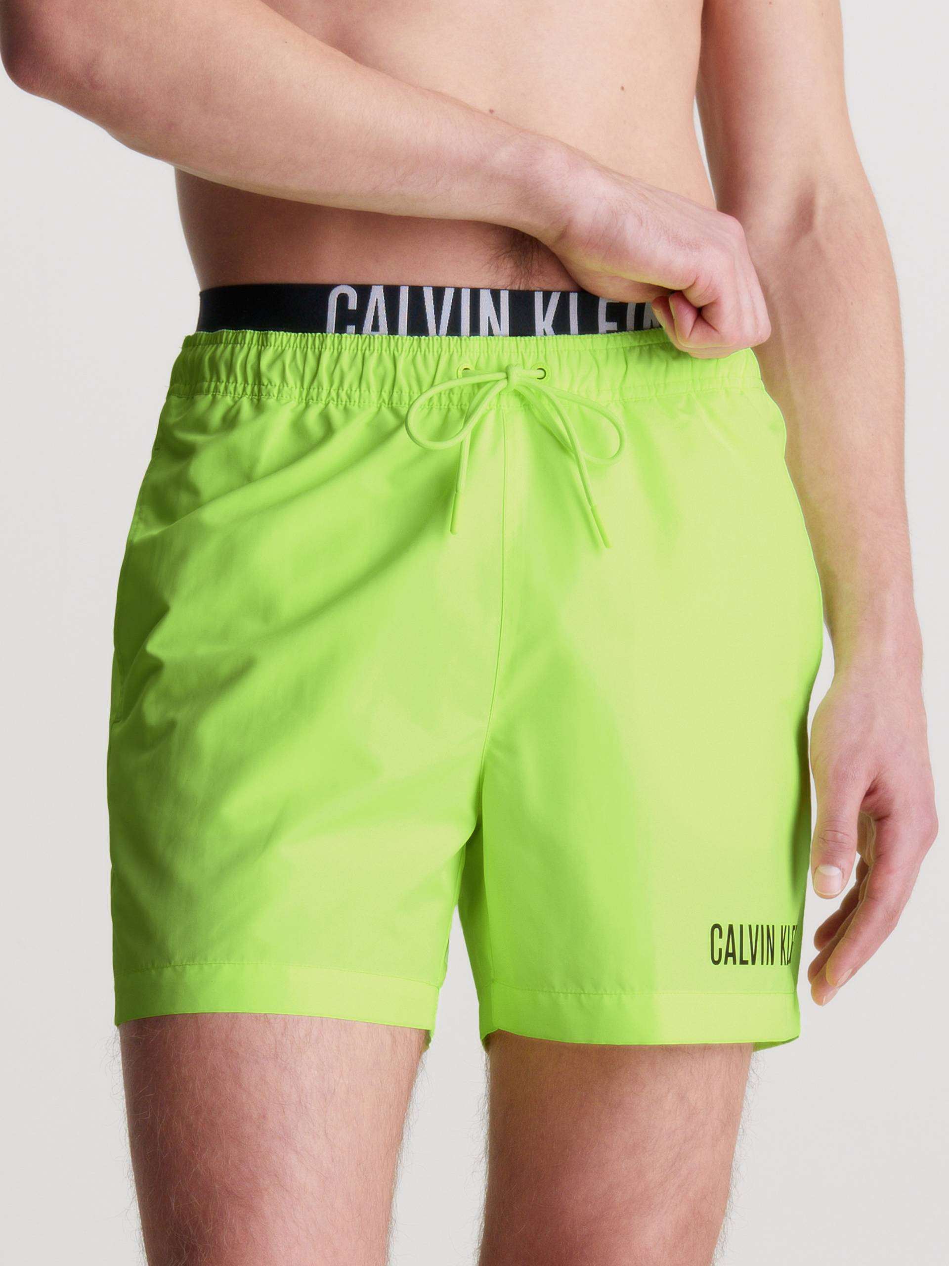 Calvin Klein Swimwear Badeshorts »MEDIUM DOUBLE WB«, mit doppeltem Bund von Calvin Klein Swimwear