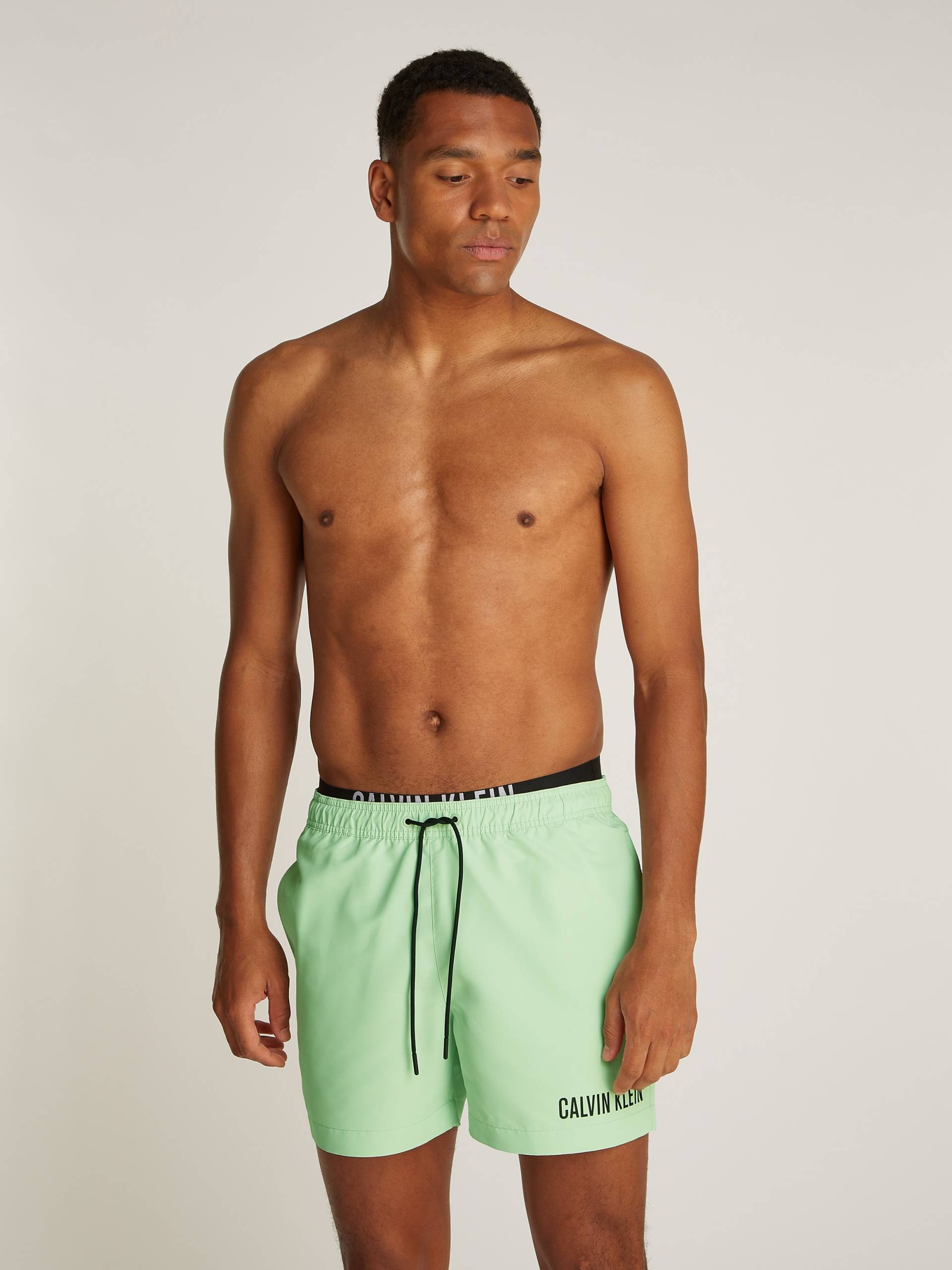 Calvin Klein Swimwear Badeshorts »MEDIUM DOUBLE WB«, mit doppeltem Bund von Calvin Klein Swimwear