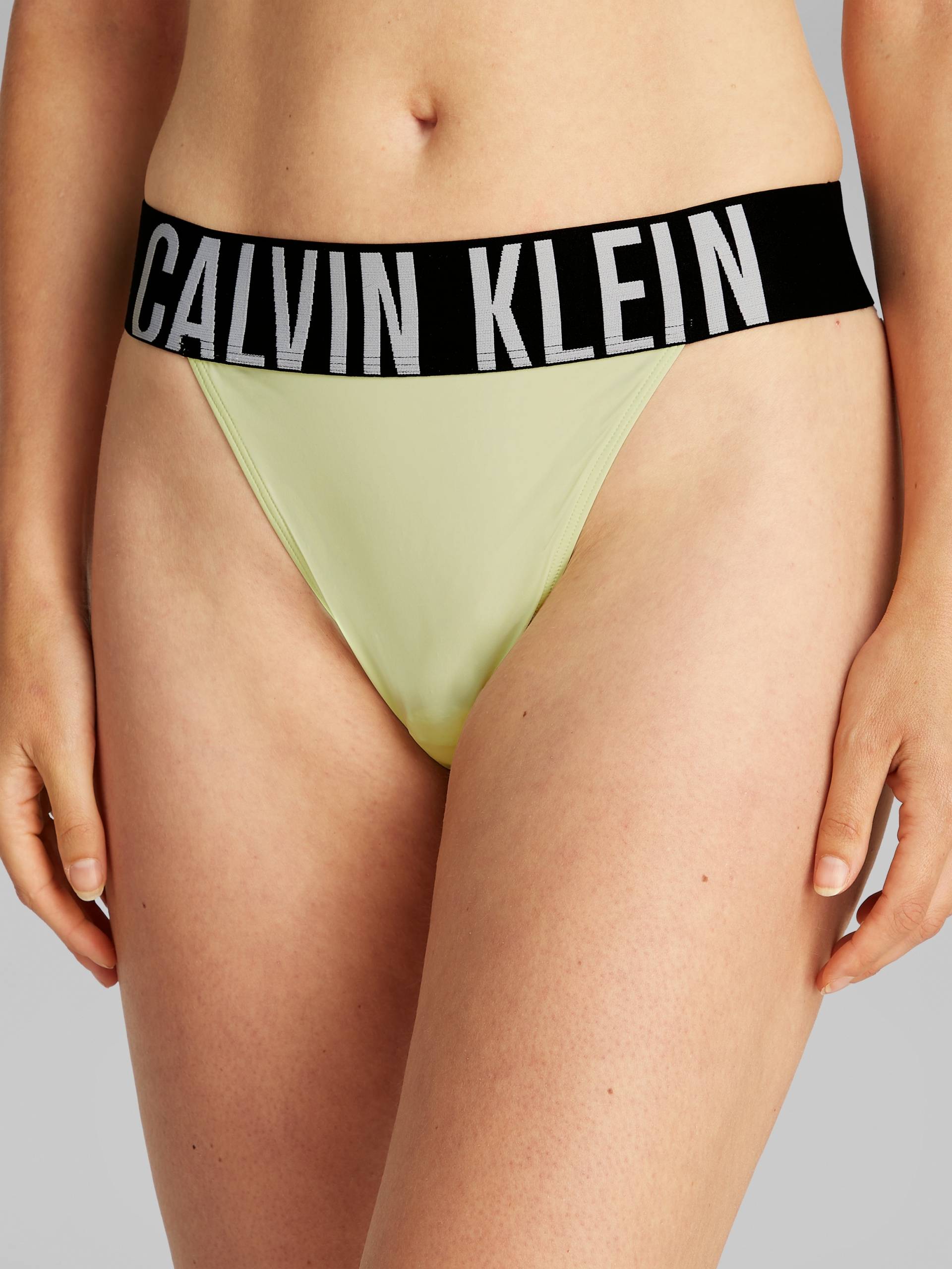 Calvin Klein Underwear String »HIGH LEG THONG«, mit grossem Logo Calvin Klein Underwear String »HIGH LEG THONG«, mit grossem Logo von Calvin Klein Underwear