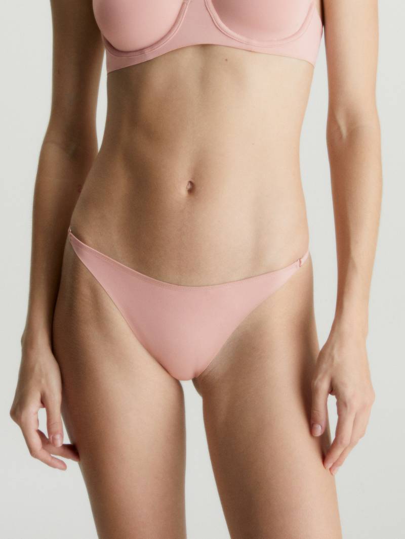 Calvin Klein Underwear String »THONG«, seitlich mit goldfarbenem Zierring von Calvin Klein Underwear