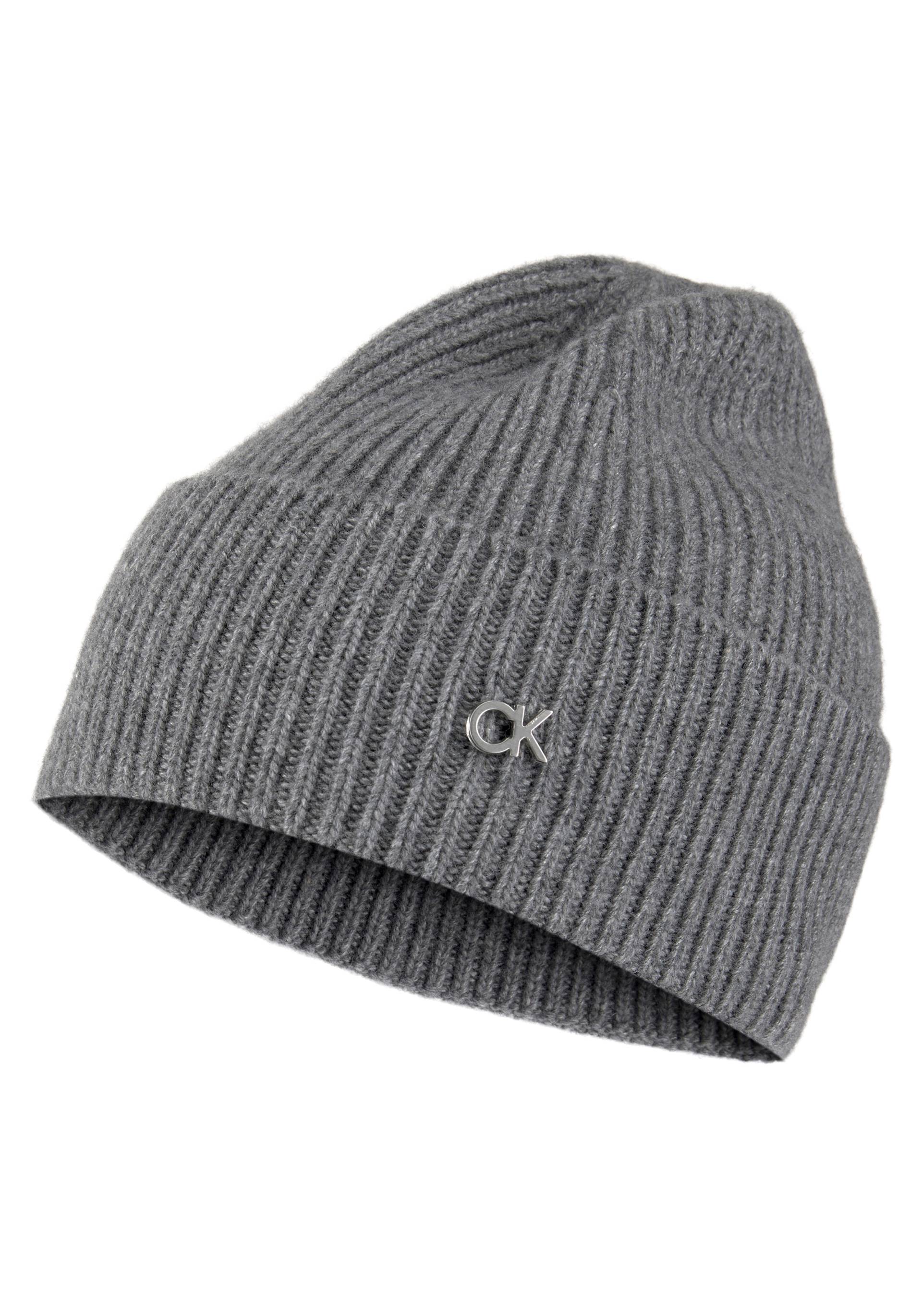 Calvin Klein Beanie »RE-LOCK BEANIE«, mit Calvin Klein Metalllogo von Calvin Klein