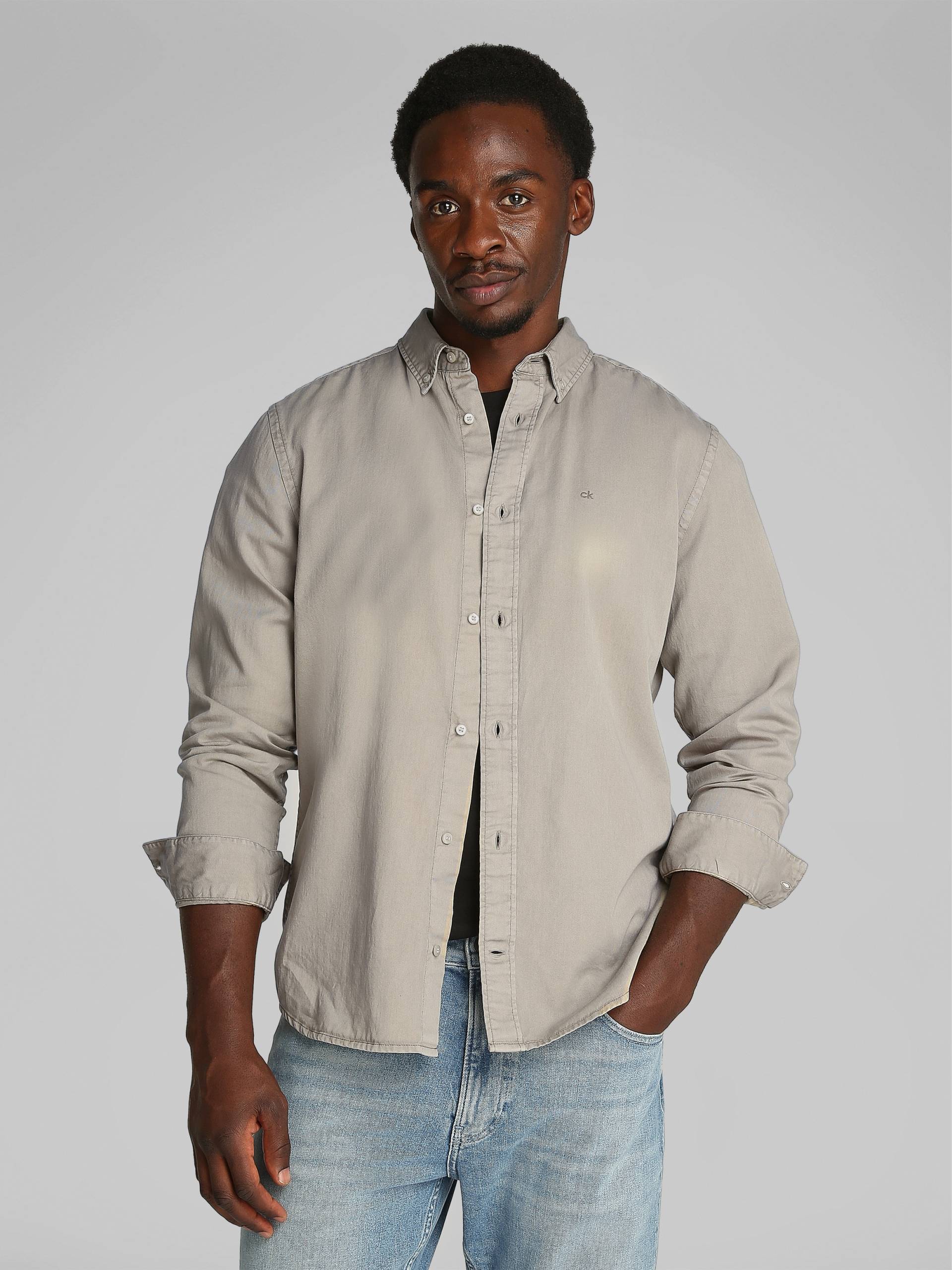 Calvin Klein Langarmhemd »GARMENT DYED LW TWILL L/S SHIRT«, mit Logostickerei Calvin Klein Langarmhemd »GARMENT DYED LW TWILL L/S SHIRT«, mit Logostickerei von Calvin Klein