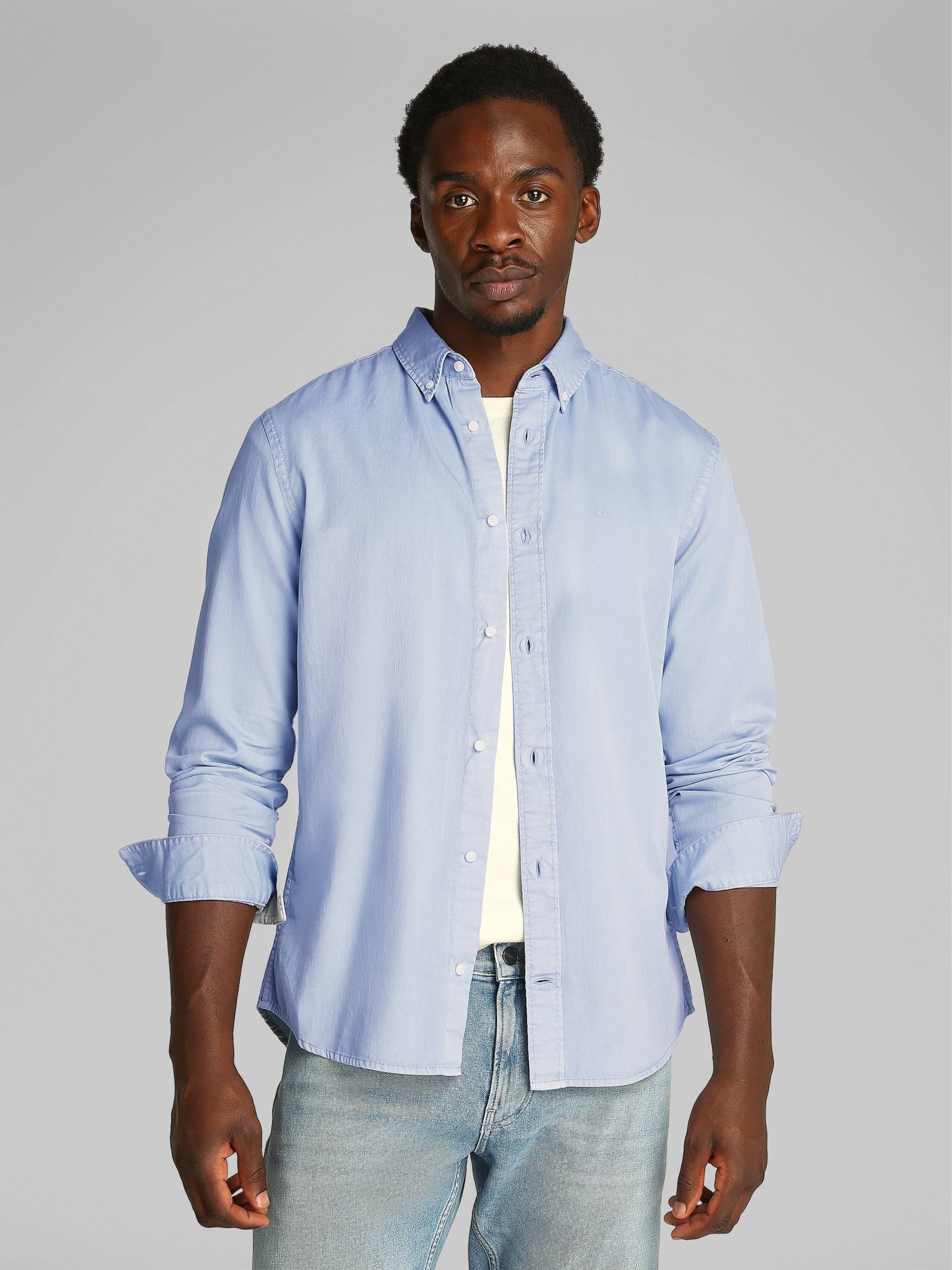 Calvin Klein Langarmhemd »GARMENT DYED LW TWILL L/S SHIRT«, mit Logostickerei Calvin Klein Langarmhemd »GARMENT DYED LW TWILL L/S SHIRT«, mit Logostickerei von Calvin Klein