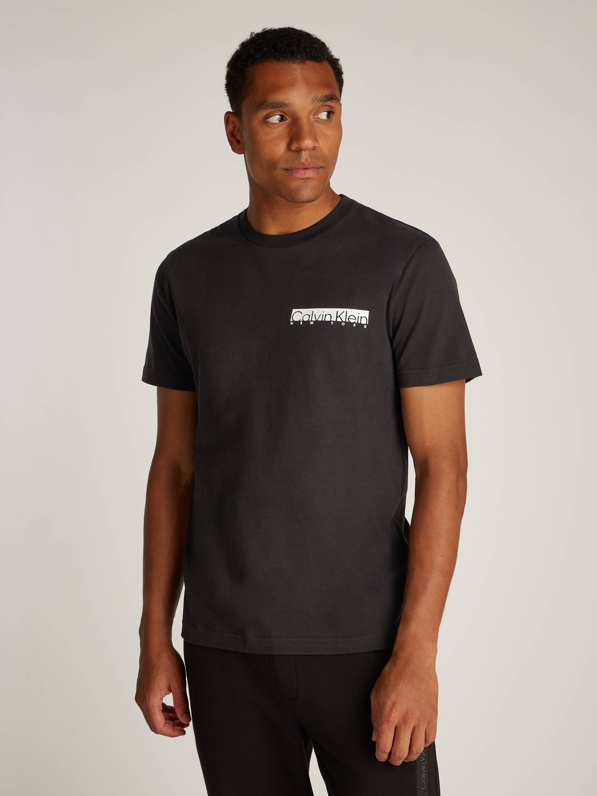 Calvin Klein Rundhalsshirt »NY CHEST BOX LOGO T-SHIRT«, mit Logoprint von Calvin Klein