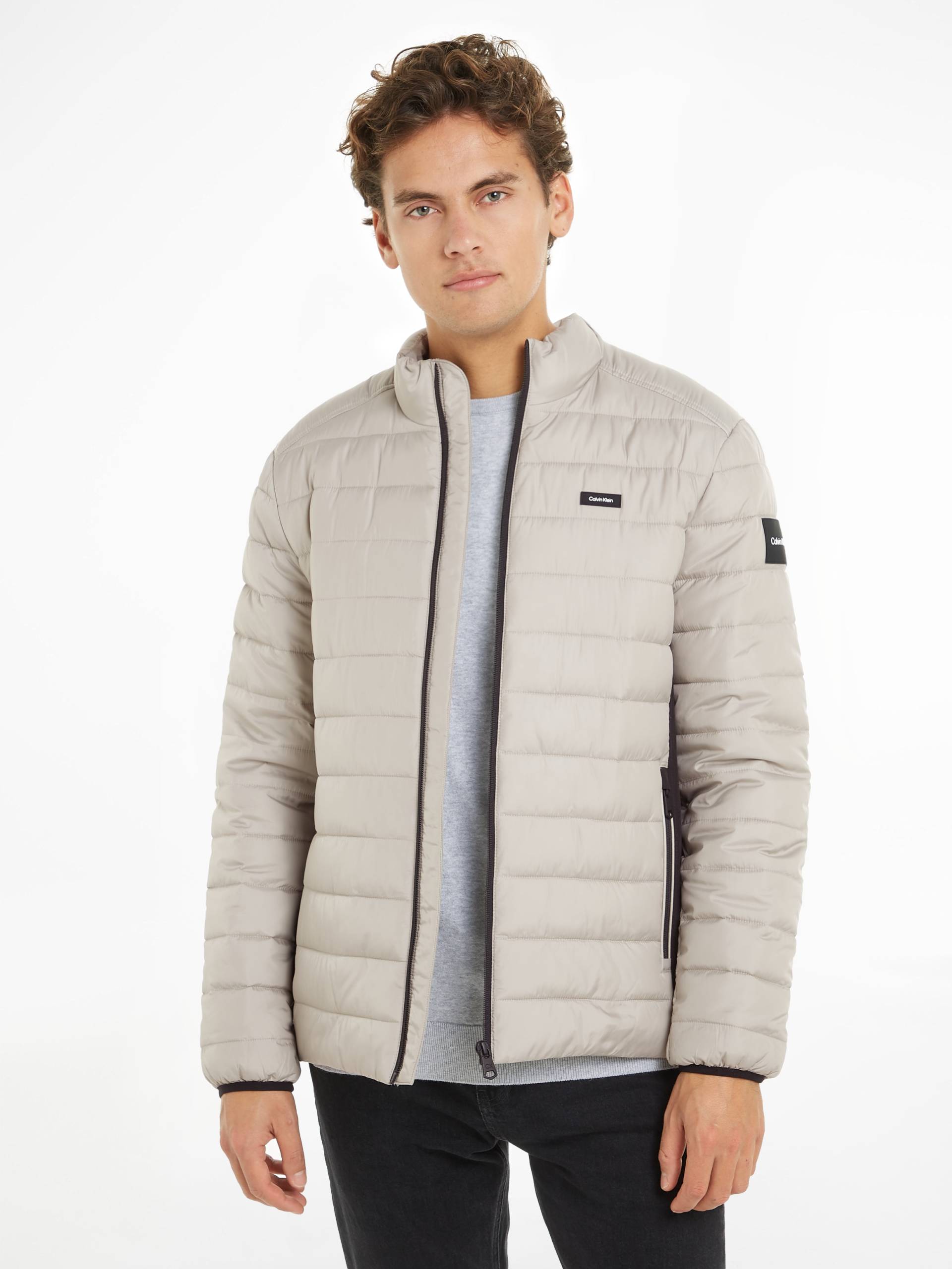 Calvin Klein Steppjacke »RECYCLED SIDE LOGO JACKET«, mit Logoschriftzug Calvin Klein Steppjacke »RECYCLED SIDE LOGO JACKET«, mit Logoschriftzug von Calvin Klein
