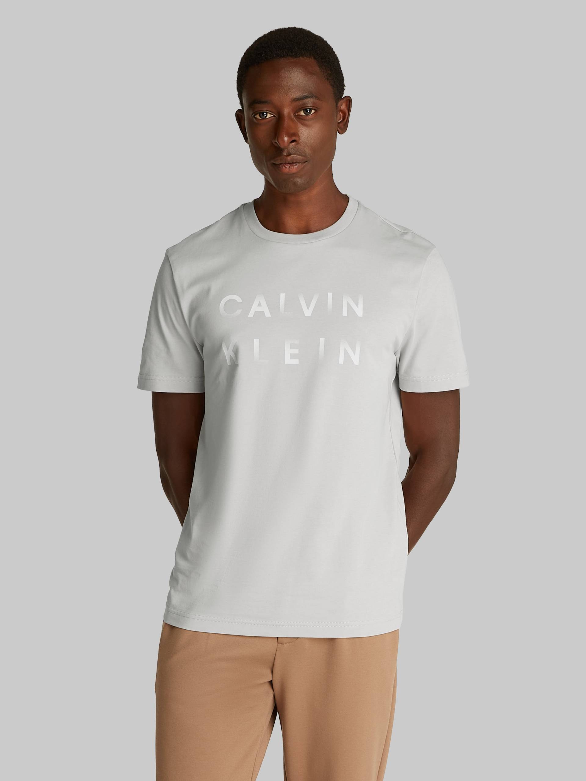 Calvin Klein T-Shirt »CP-ENLARGED LOGO T-SHIRT«, mit Logo auf der Brust von Calvin Klein