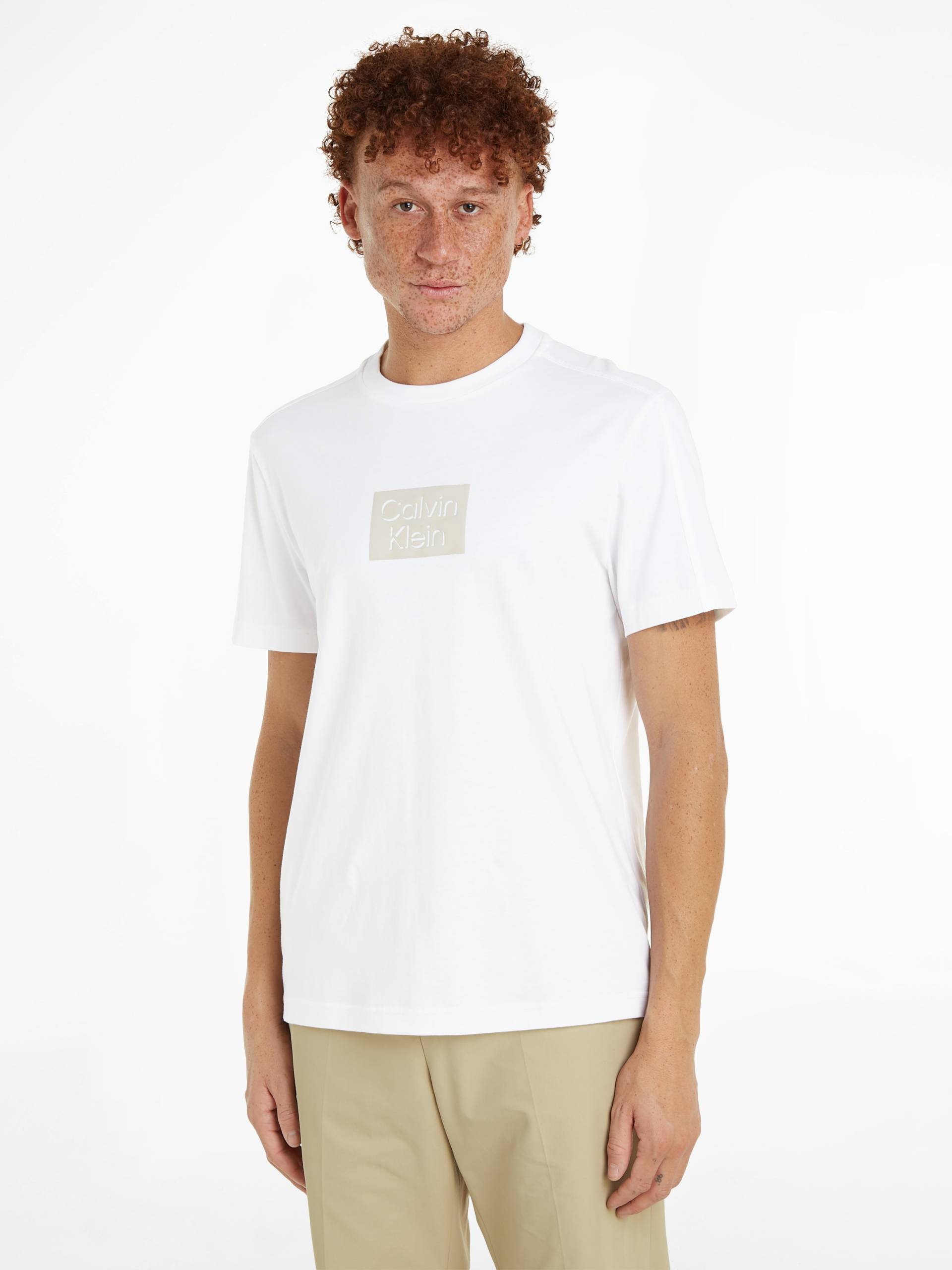 Calvin Klein T-Shirt »CUT OUT SHADOW LOGO T-SHIRT«, mit Logoprägung Calvin Klein T-Shirt »CUT OUT SHADOW LOGO T-SHIRT«, mit Logoprägung von Calvin Klein
