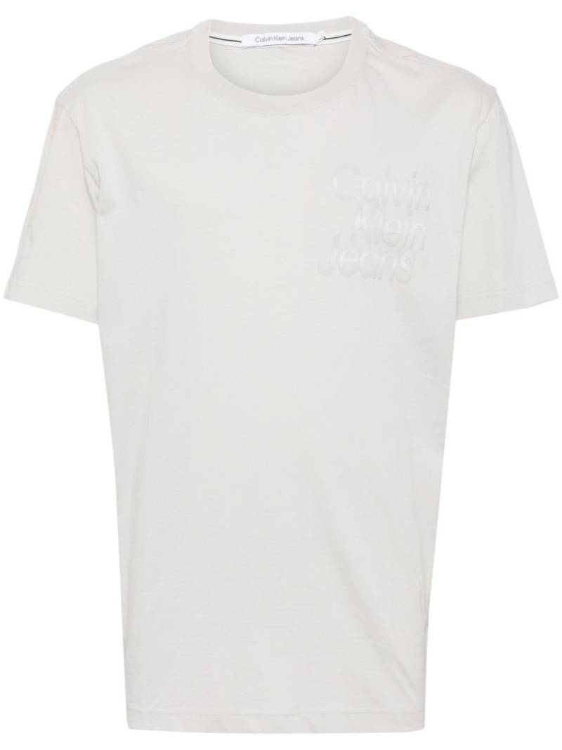 Calvin Klein diffused stacked printed T-shirt - Grey von Calvin Klein