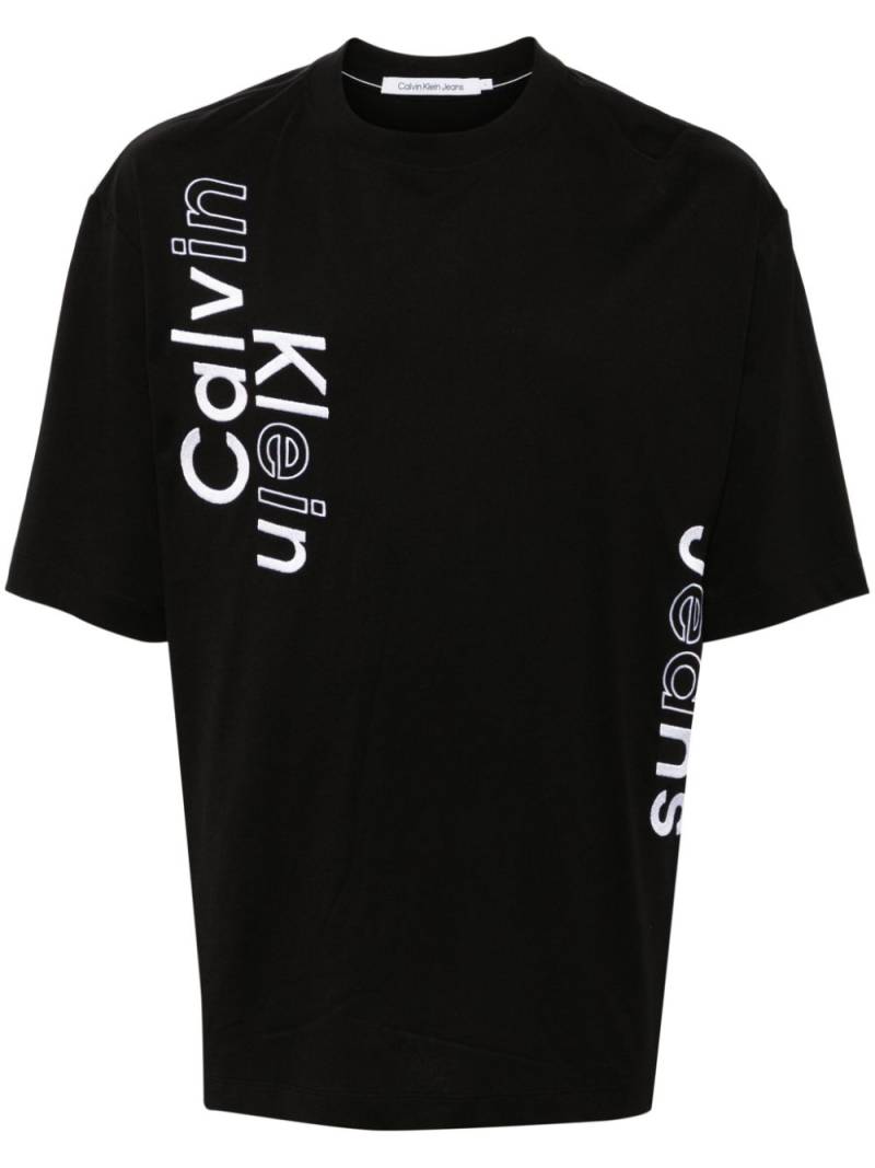 Calvin Klein logo embroidered T-shirt - Black von Calvin Klein