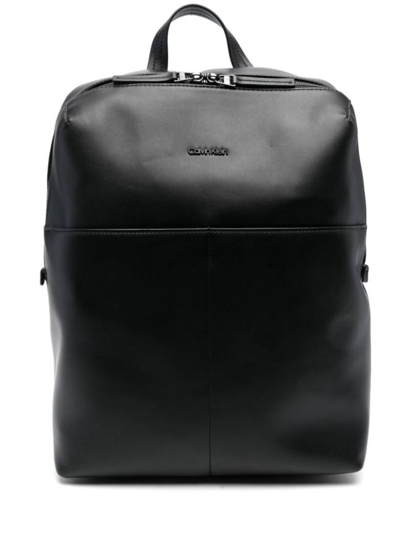 Calvin Klein square backpack - Black von Calvin Klein