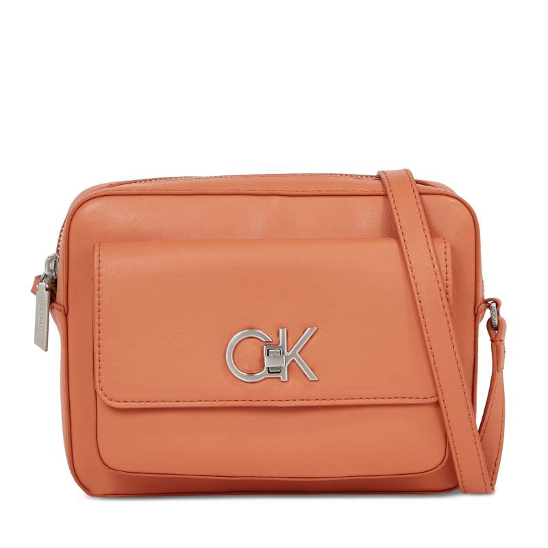 Handtasche Calvin Klein Re-Lock Camera Bag W/Flap K60K611083 Braun von Calvin Klein