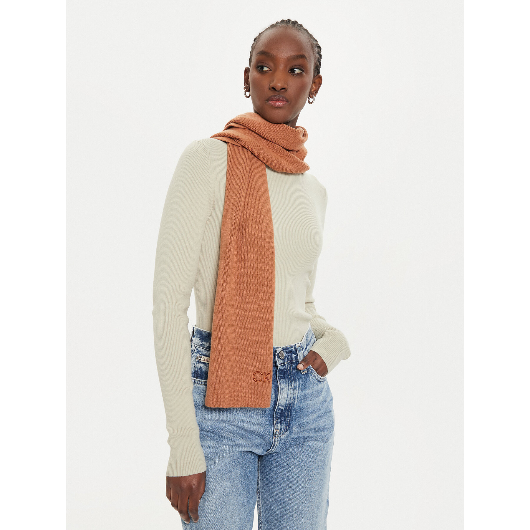 Schal Calvin Klein Embroidery Fine K60K612601 Braun Schal Calvin Klein Embroidery Fine K60K612601 Braun von Calvin Klein