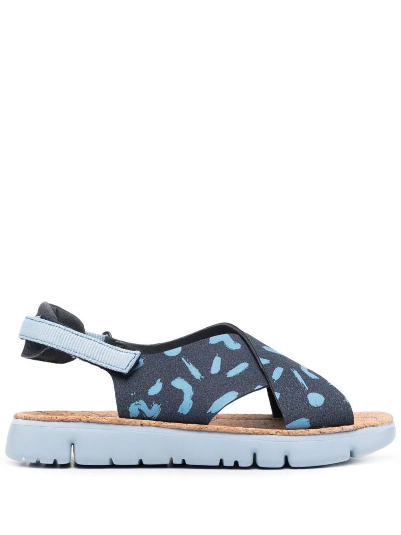 Camper Oruga crossover-strap sandals - Blue von Camper