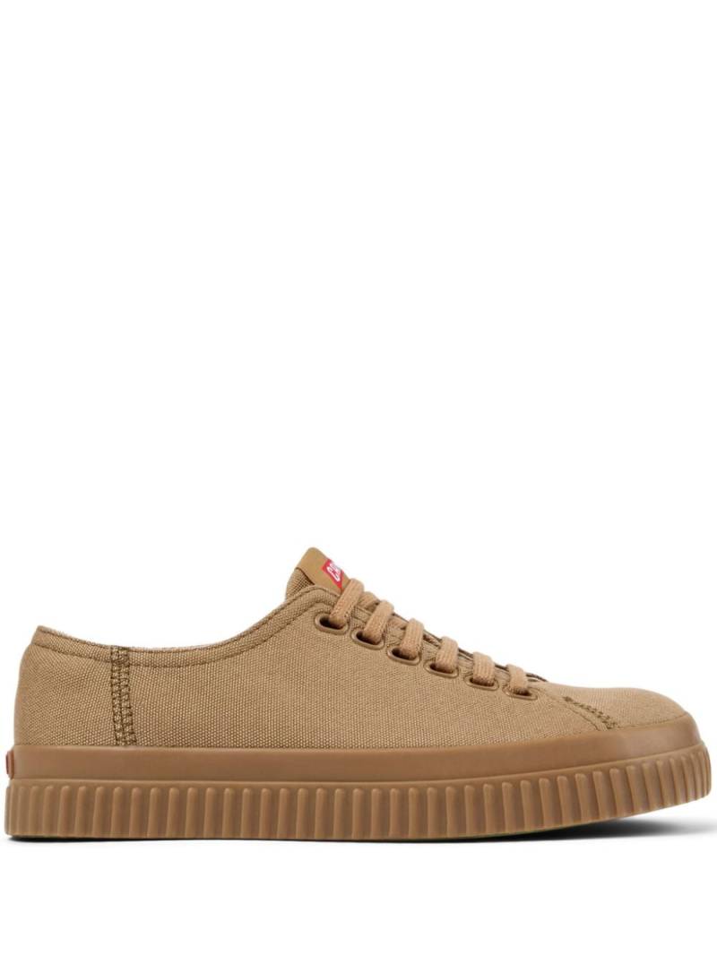 Camper Peu Roda logo-appliqué sneakers - Brown von Camper