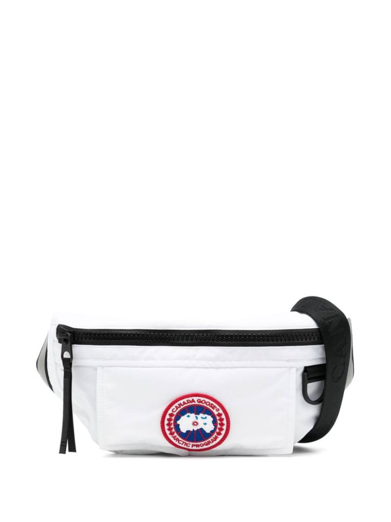 Canada Goose logo-appliqué belt bag - White von Canada Goose