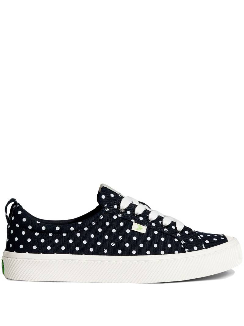 Cariuma OCA Low polka-dot print sneaker - Black von Cariuma