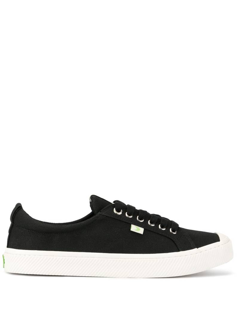 Cariuma OCA canvas low-top sneakers - Black von Cariuma