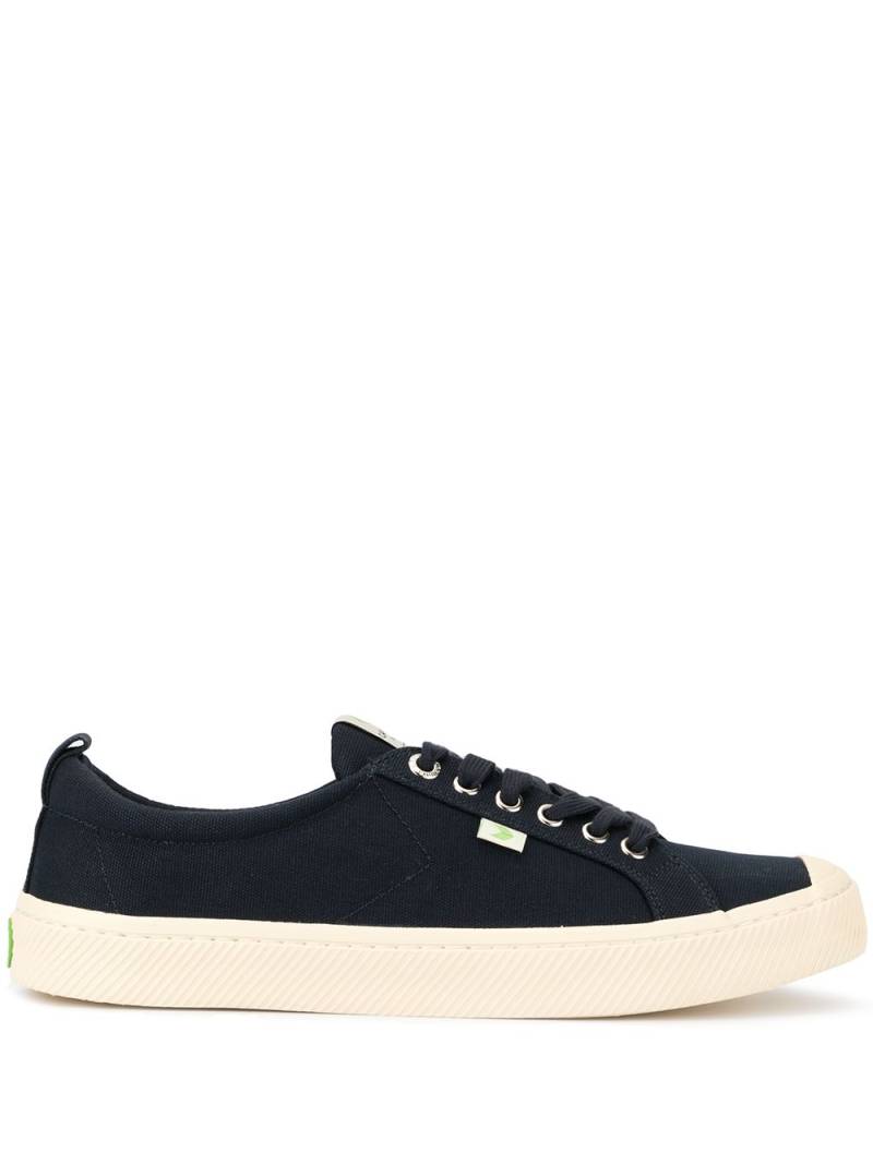 Cariuma OCA low-top canvas sneakers - Blue von Cariuma