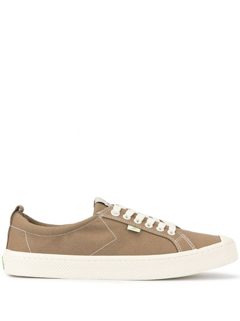 Cariuma OCA low-top canvas sneakers - Green von Cariuma