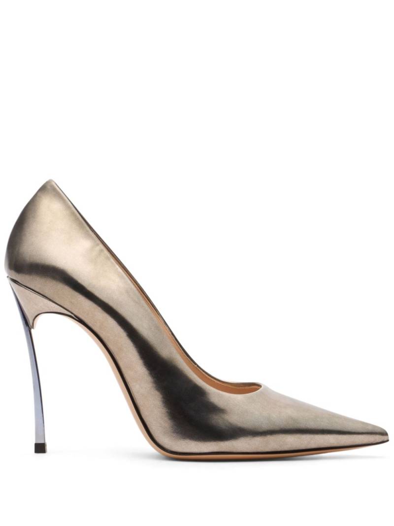 Casadei 100mm Superblade Cosmic pumps - Gold von Casadei