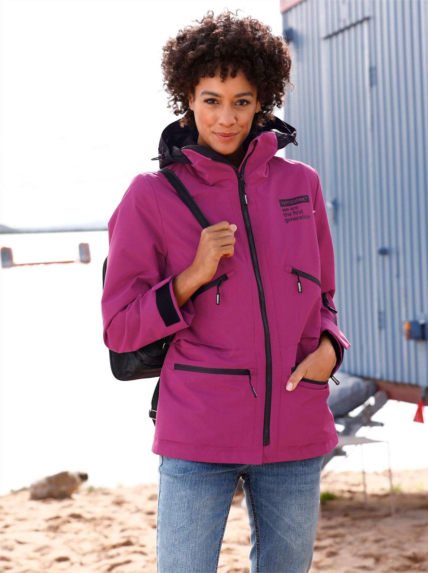 Casual Looks Funktionsjacke, mit Kapuze Casual Looks Funktionsjacke, mit Kapuze von Casual Looks