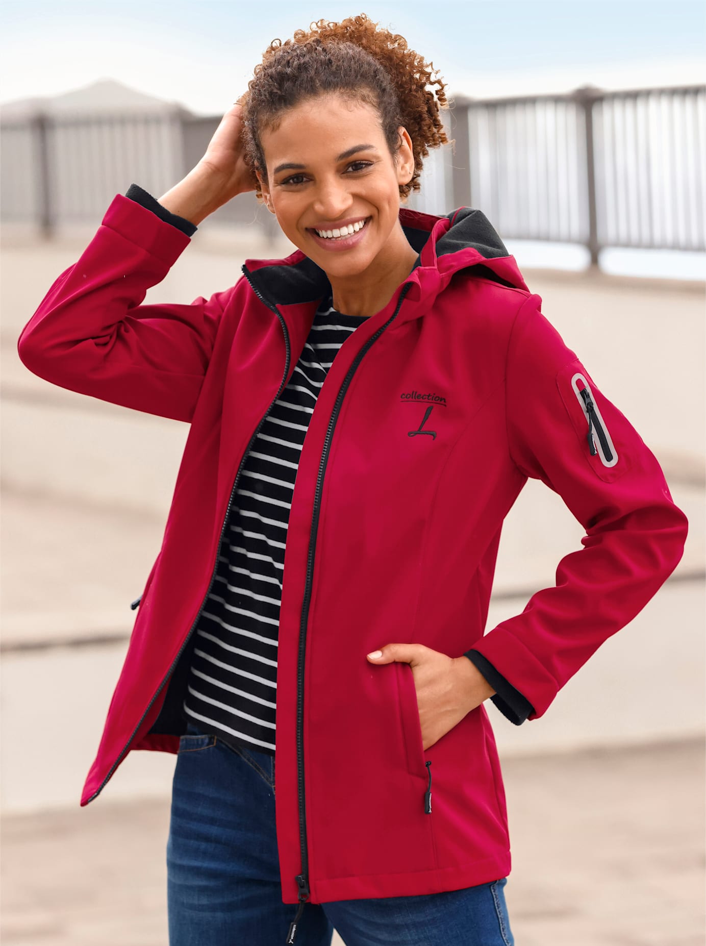 Casual Looks Softshelljacke, mit Kapuze Casual Looks Softshelljacke, mit Kapuze von Casual Looks