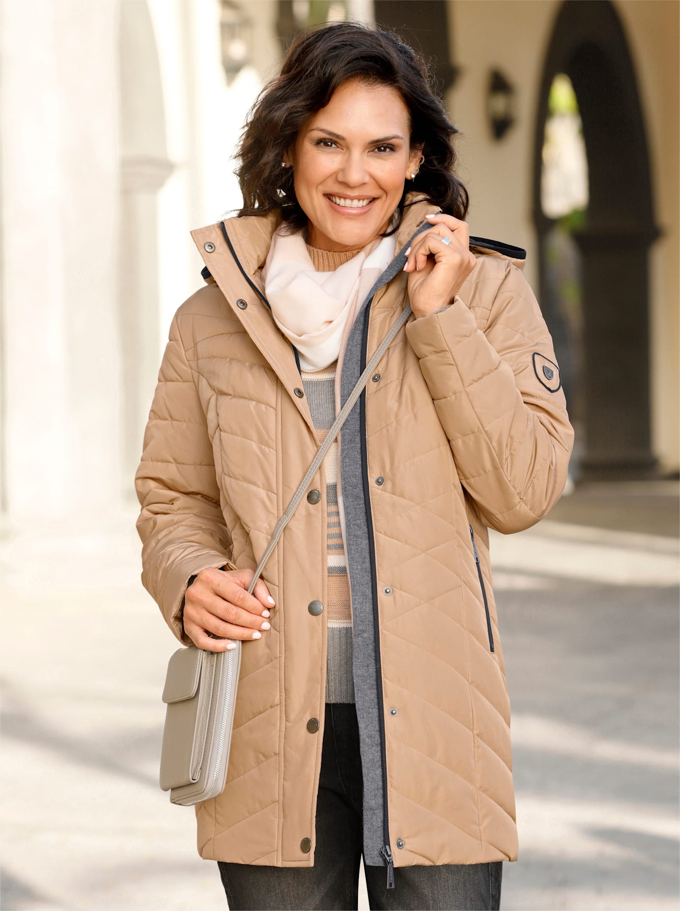 Casual Looks Steppjacke, mit Kapuze von Casual Looks