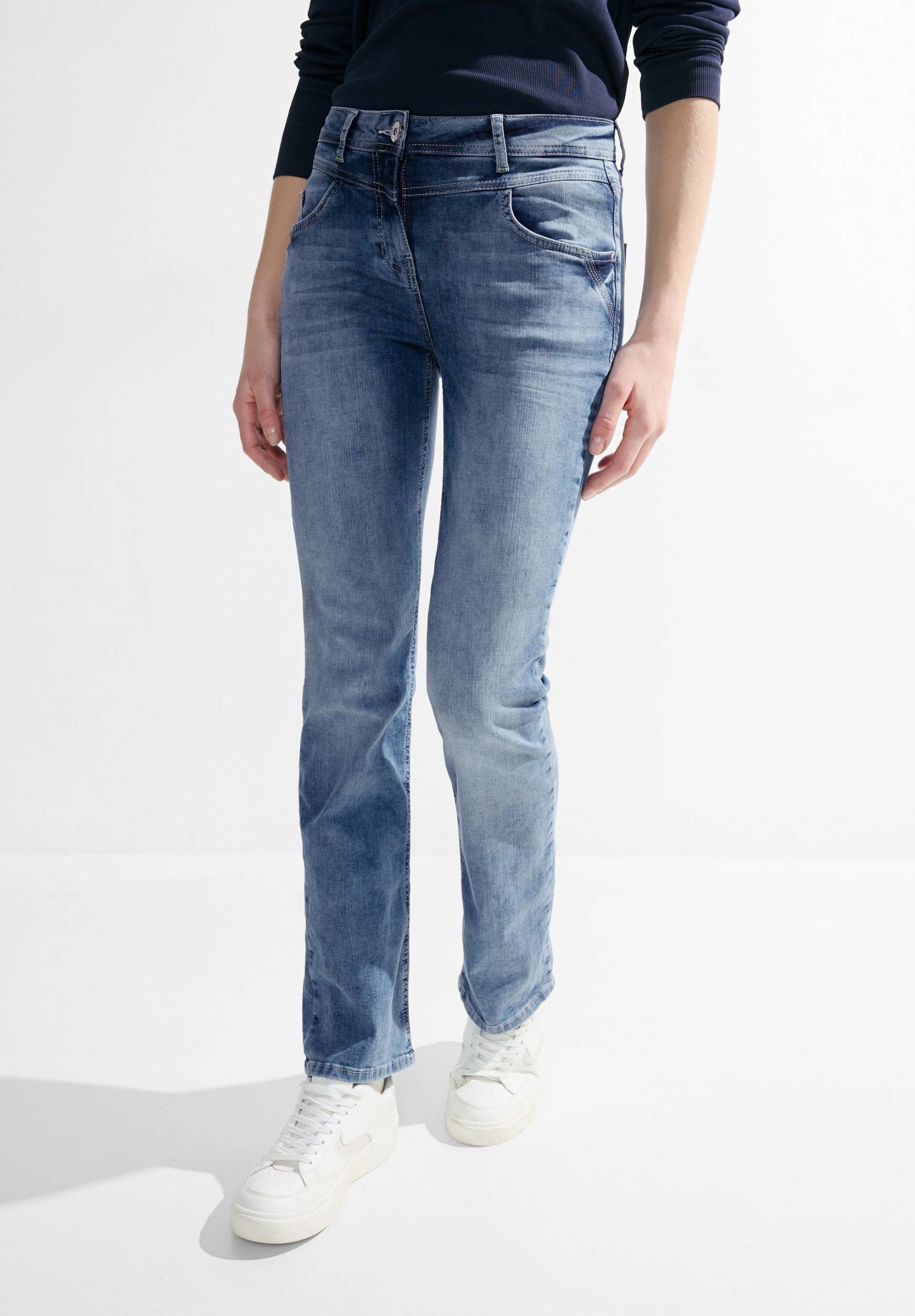 Cecil Bootcut-Jeans »Toronto«, mit Leder-Badge von Cecil