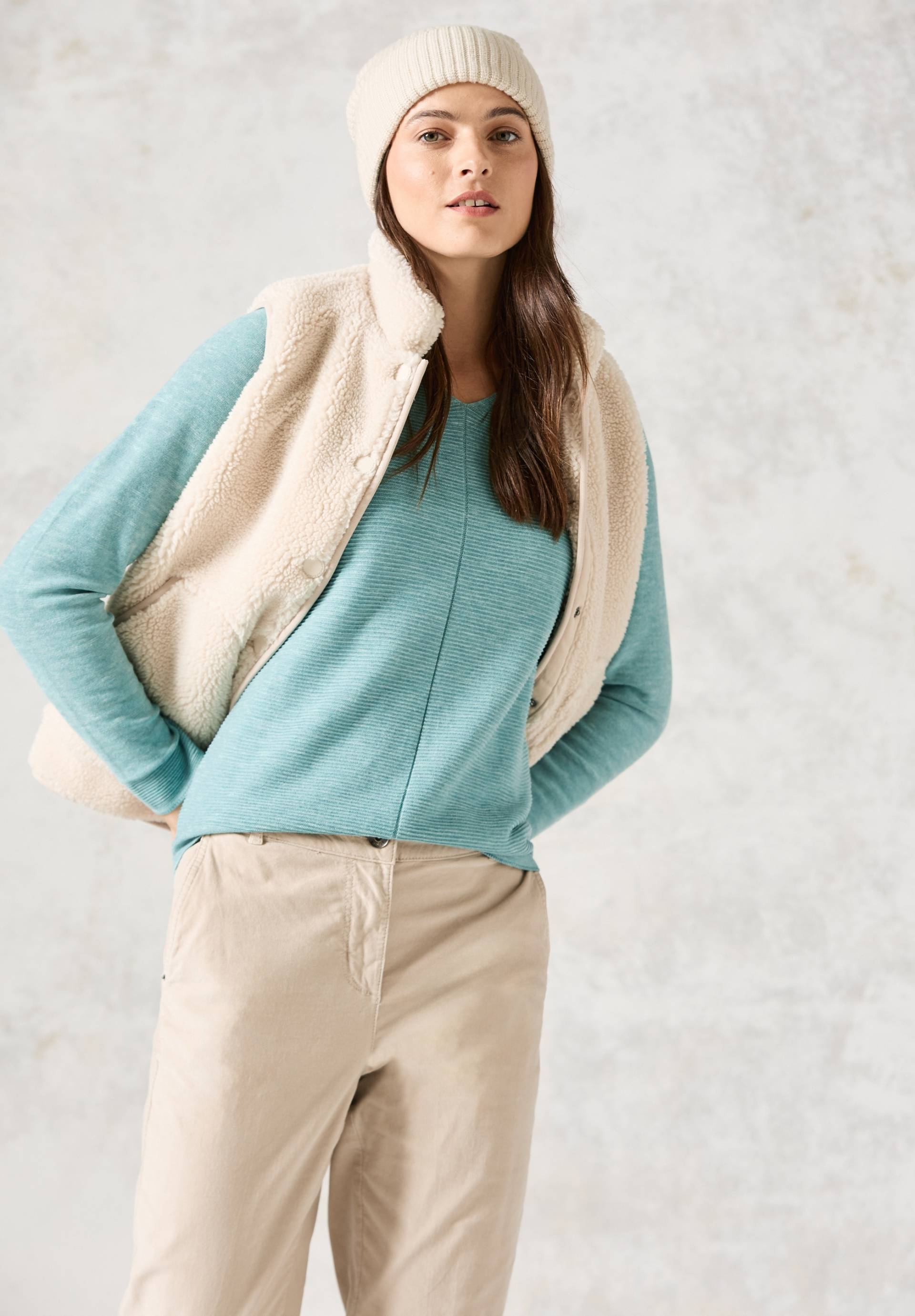 Cecil V-Ausschnitt-Pullover, in Struktur-Optik, mit V-Ausschnitt Cecil V-Ausschnitt-Pullover, in Struktur-Optik, mit V-Ausschnitt von Cecil