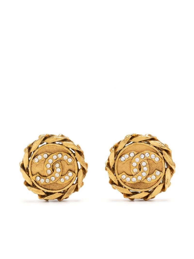 CHANEL Pre-Owned 1998 CC rhinestone-embellished clip-on earrings - Gold von CHANEL Pre-Owned