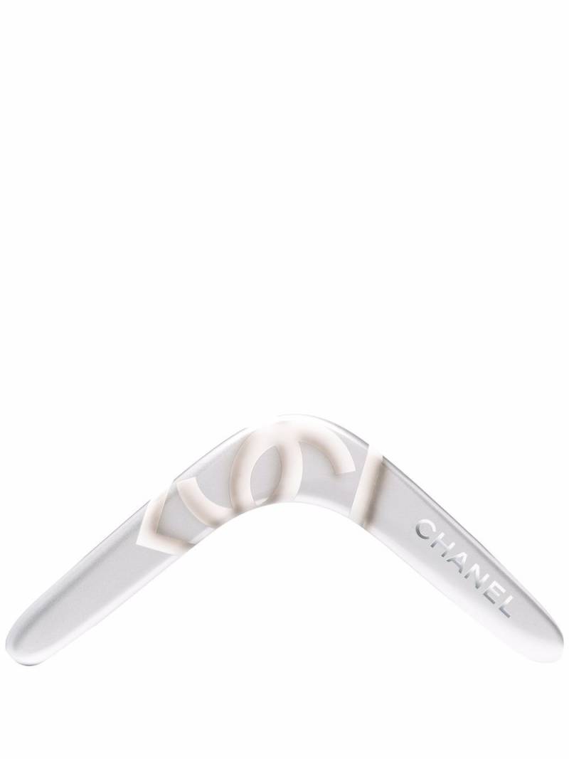 CHANEL Pre-Owned 2017 CC logo boomerang - Silver von CHANEL Pre-Owned