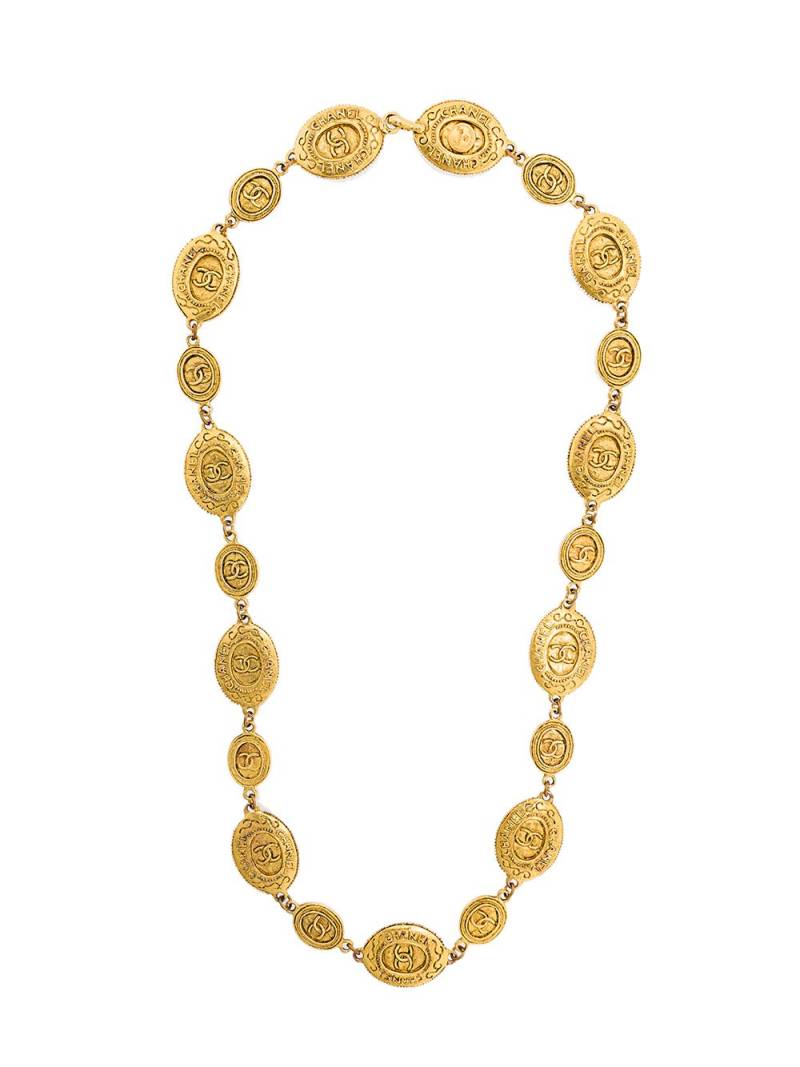 CHANEL Pre-Owned embossed medallions necklace - Metallic von CHANEL Pre-Owned