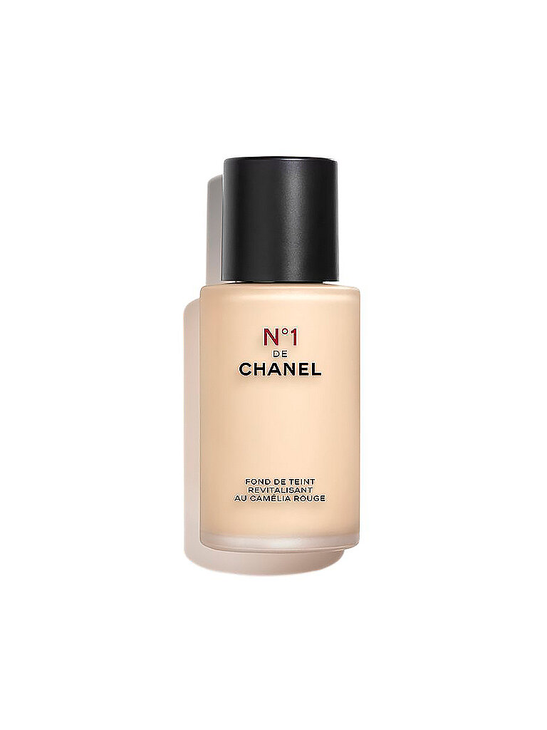 CHANEL N°1 DE CHANEL  REVITALISIERENDE FOUNDATION VERLEIHT LEUCHTKRAFT - SPENDET FEUCHTIGKEIT - SCHÜTZT 30ML von Chanel